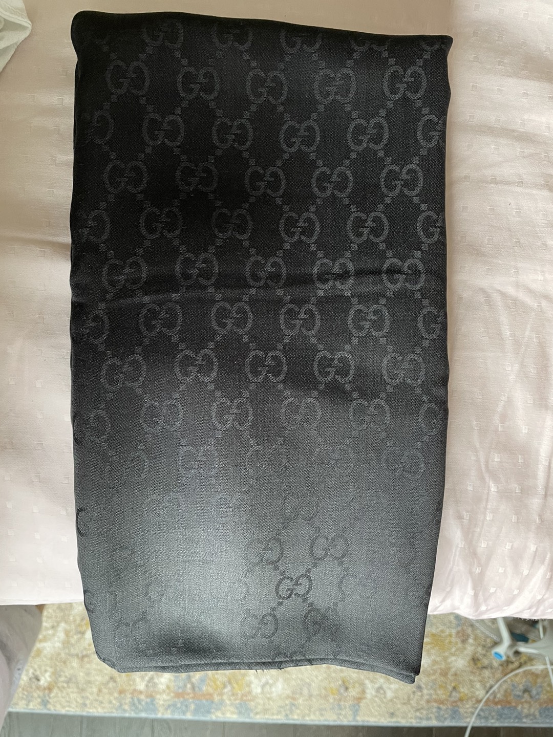 Gucci logo black scarf