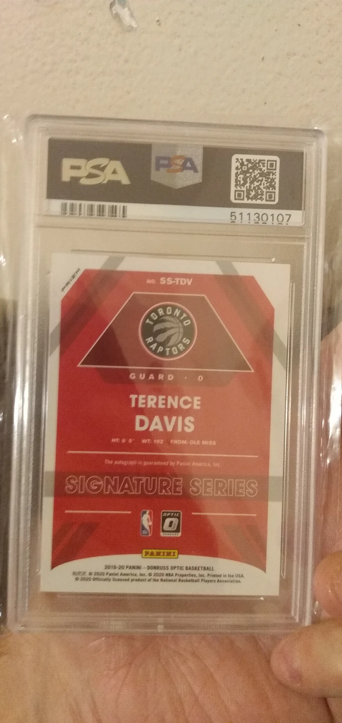 2019 Donruss Panini Optic Signature Purple Terence Davis PSA 9 image indicator(2)