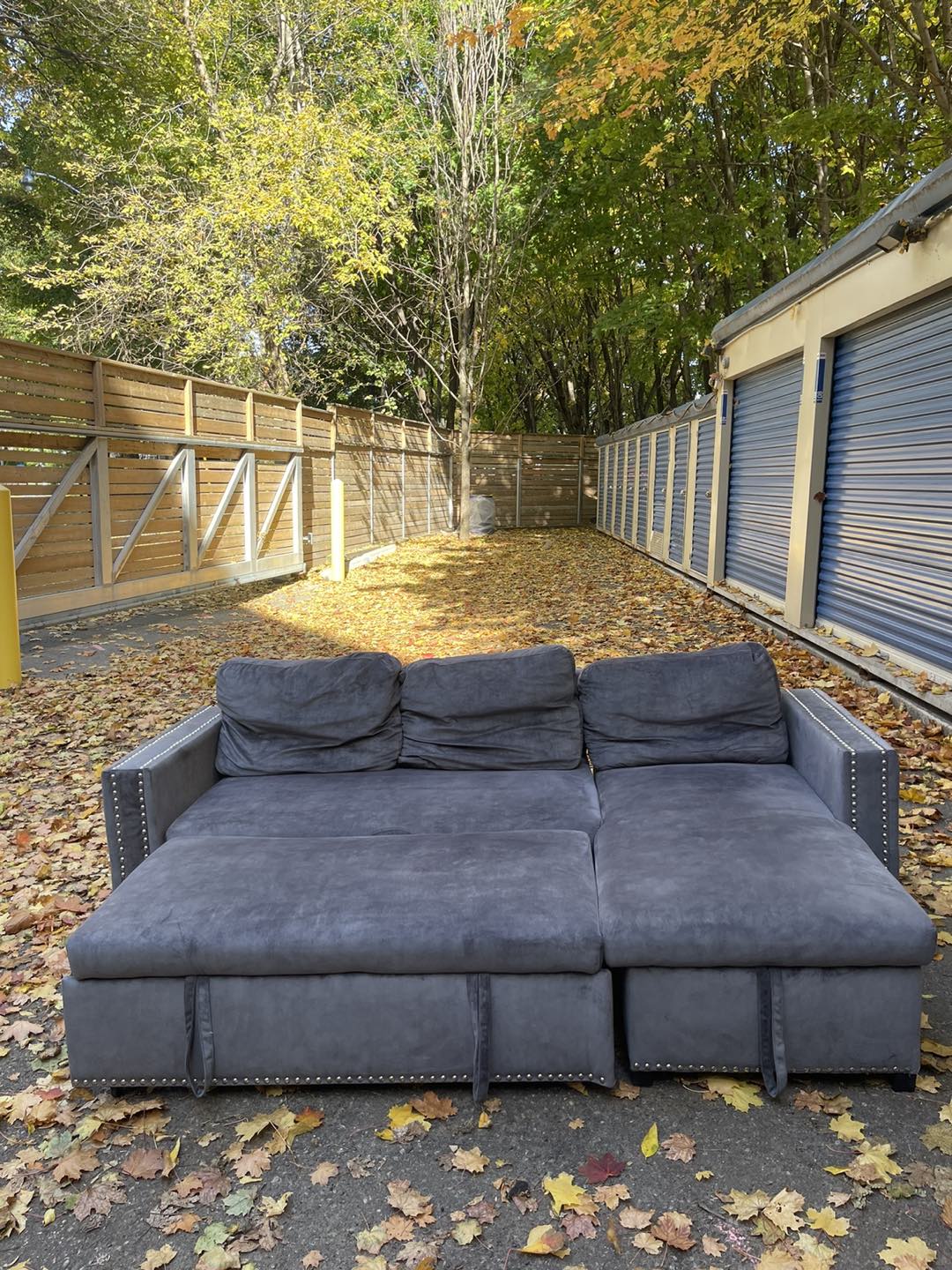 Reversible Velvet Sectional Sofa Bed with Chaise (Will Deliver)