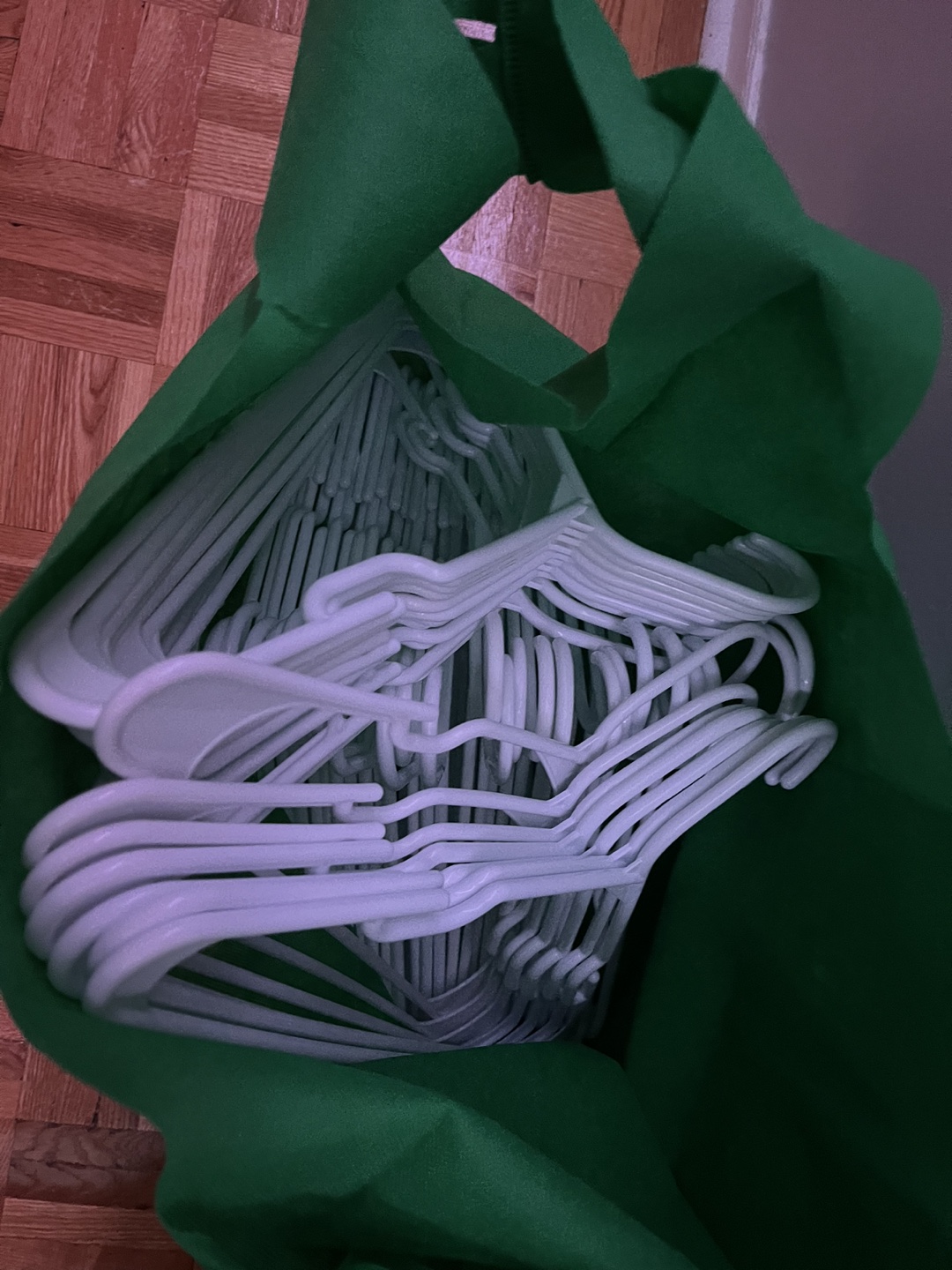 Large Bags of White Hangers (x100) - photo 5