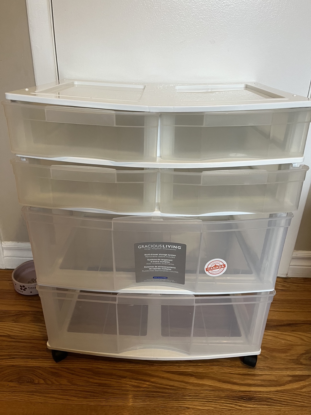 Wide plastic drawers thumbnail