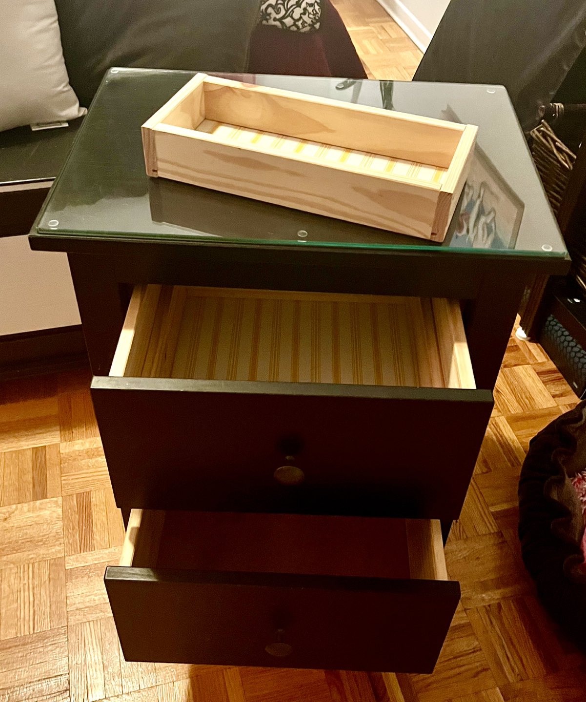 Ikea Hemnes two drawer nightstand with glass top - photo 4