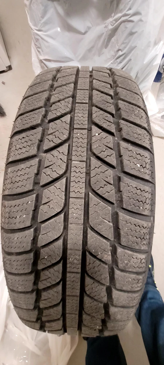 Winter Tires 195/65R15 - photo 2