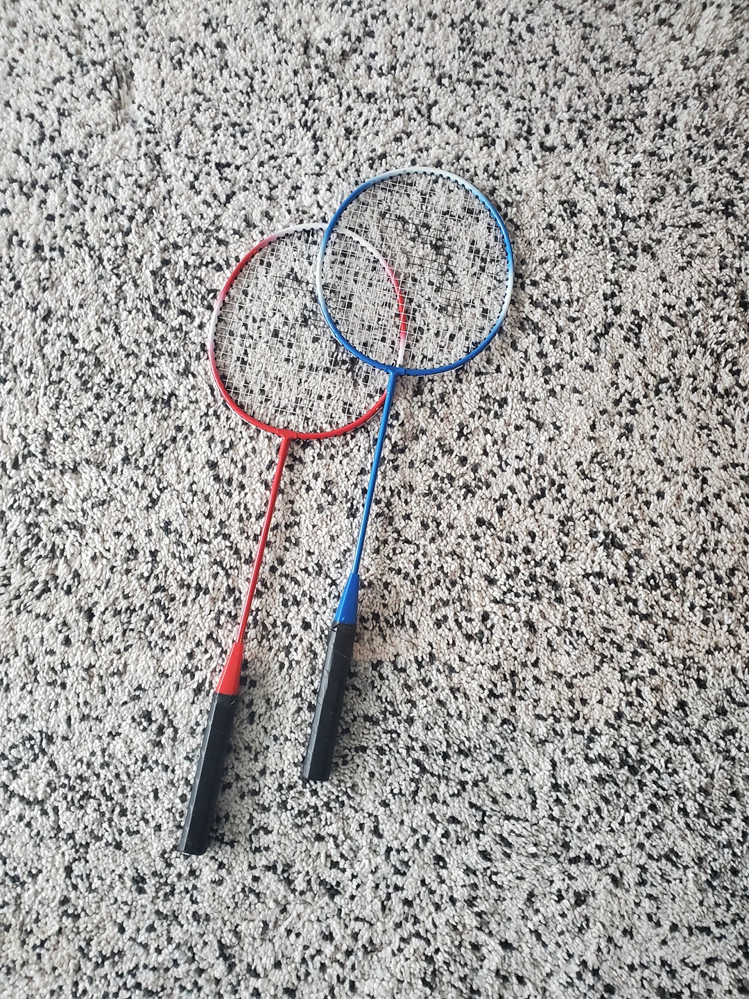 Badminton rackets - set of two. Great condition! - photo 4