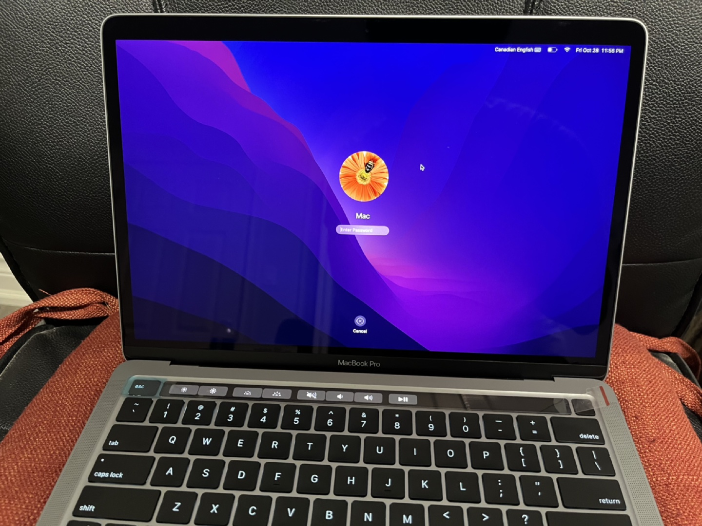 2022 Macbook Pro M2 latest version image indicator(2)