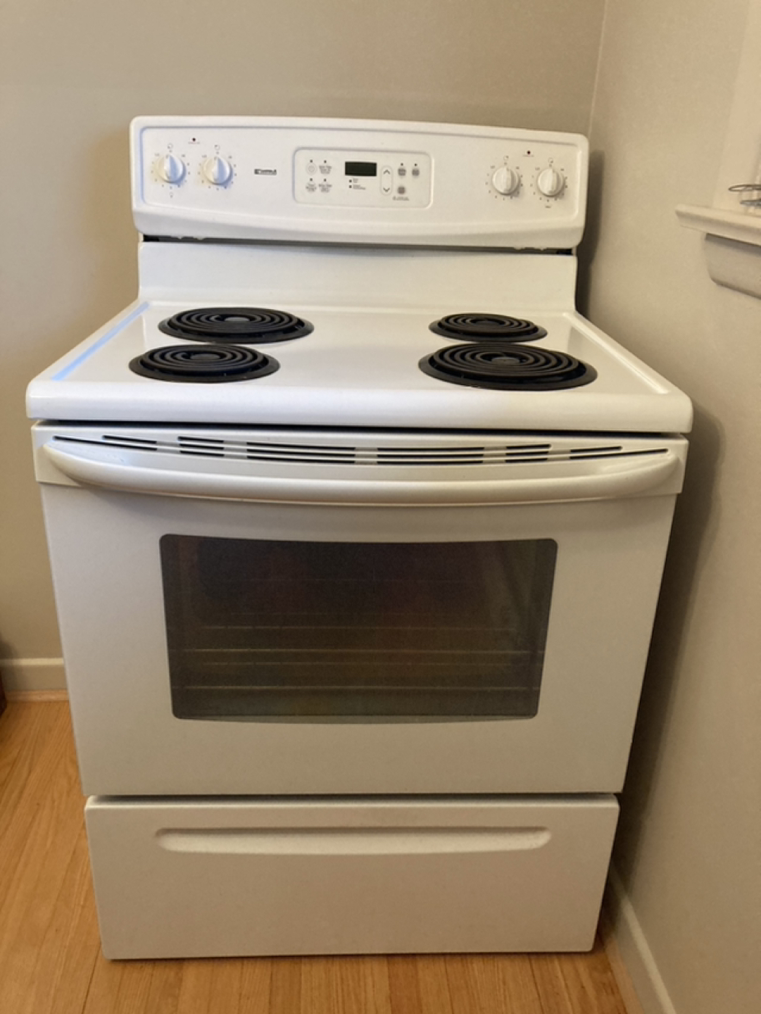 Appliances - Stove & Fridge image indicator(3)