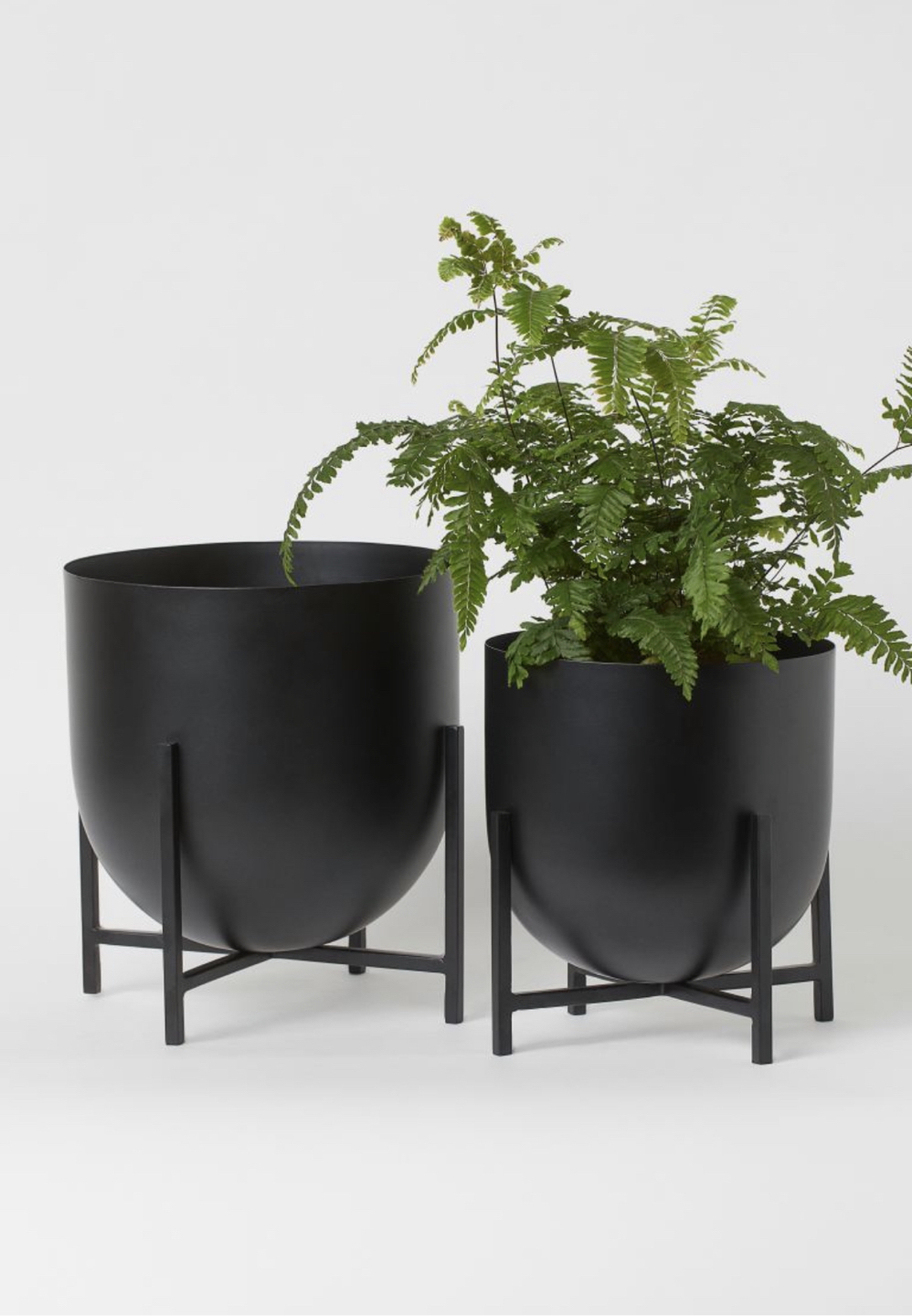 Metal planter with stand - photo 3
