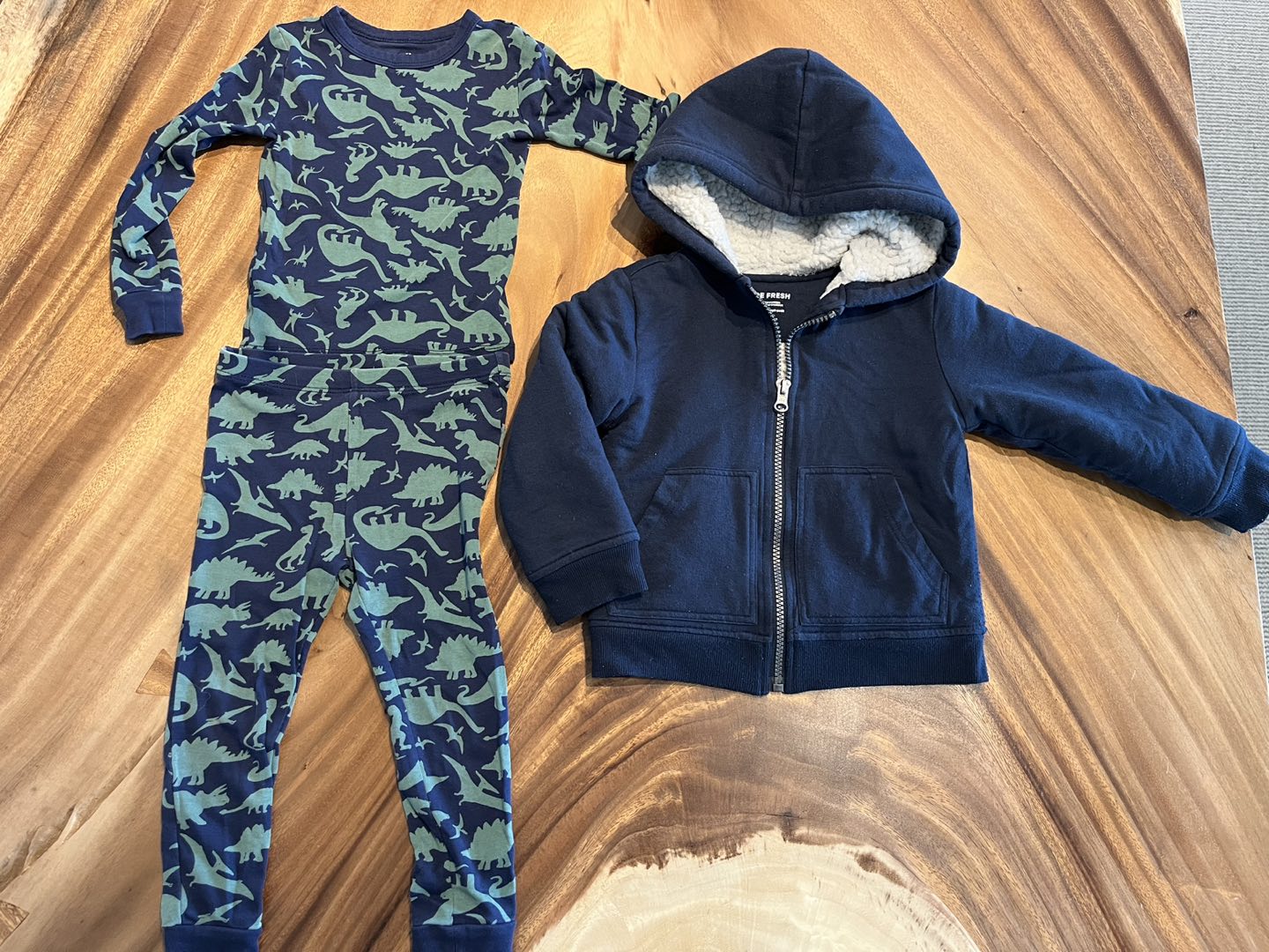 Last chance! Sherpa lined hoodie and Dino pjs size 3T thumbnail