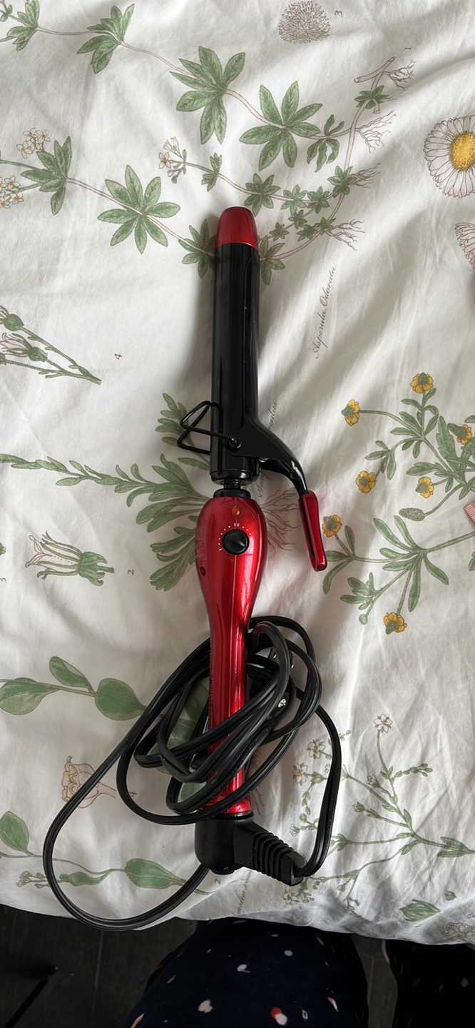 Curling irons and hair straightener for sale! thumbnail
