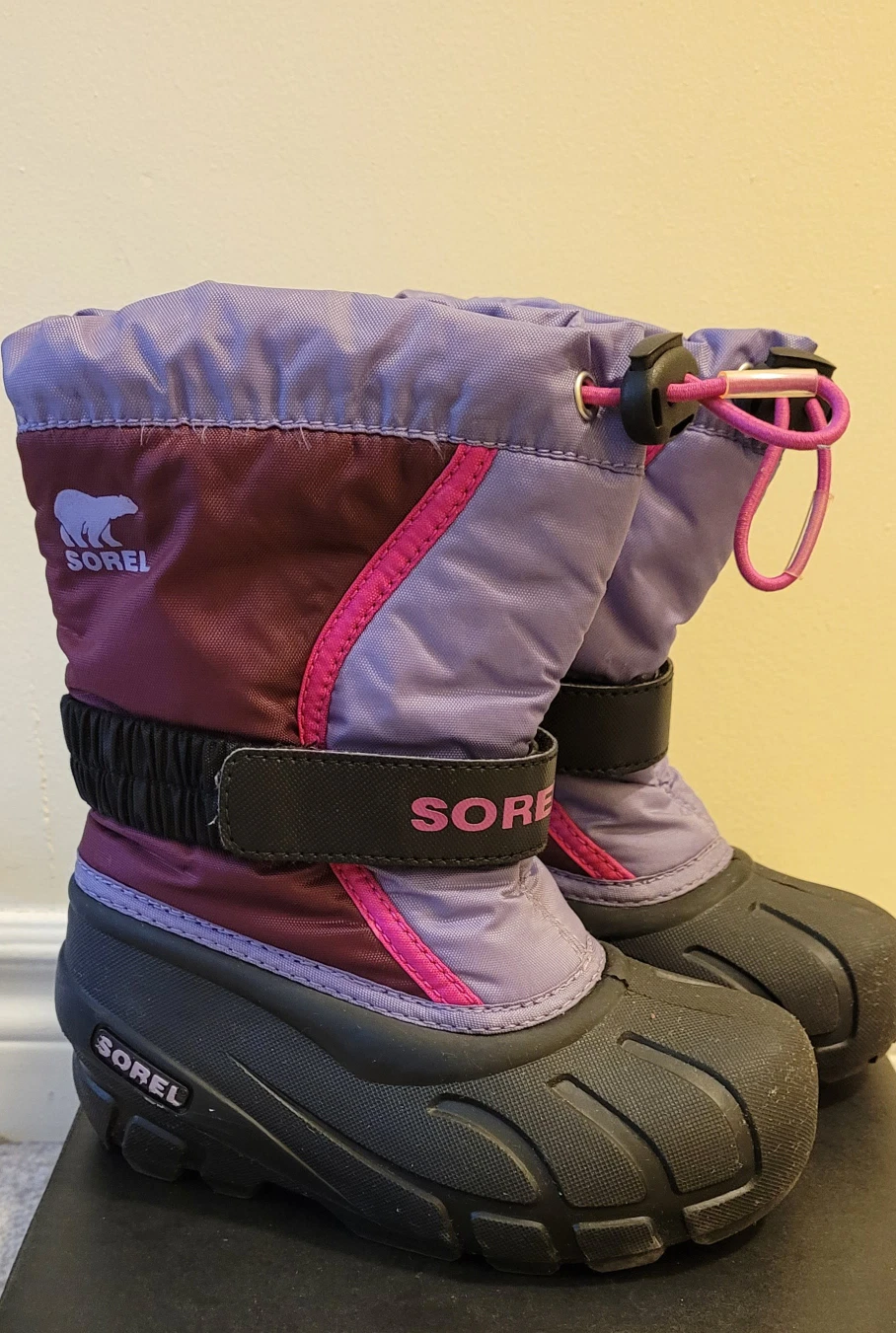 Sorel boots for kids (Size 10)
