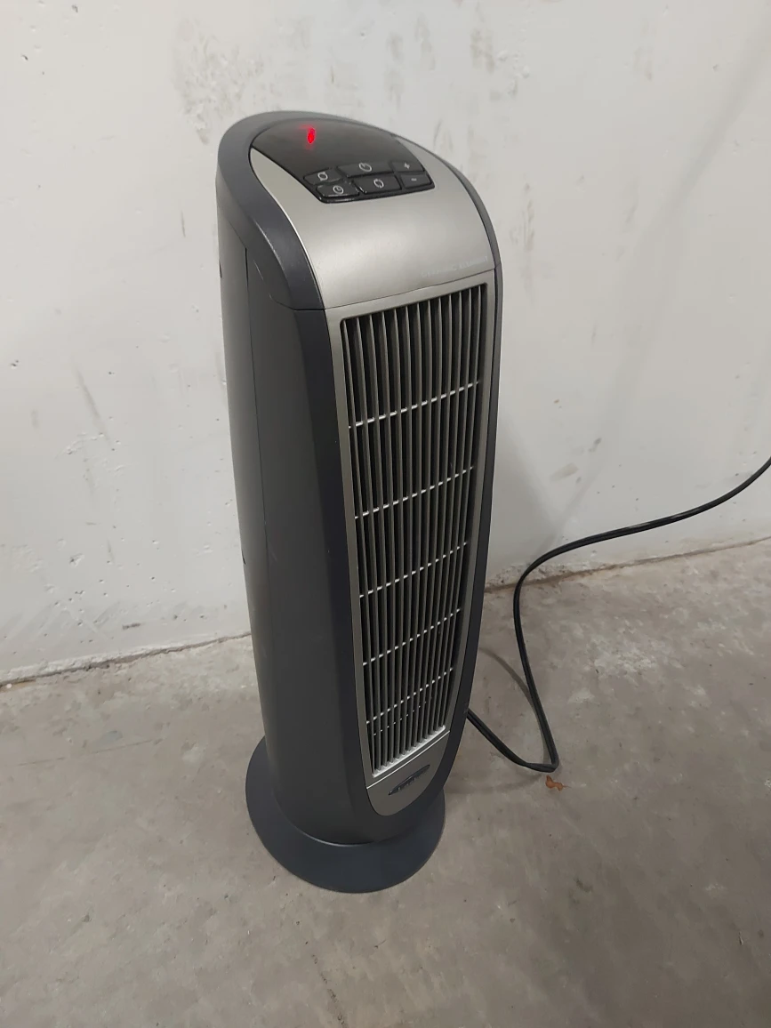 Space Heater - photo 2