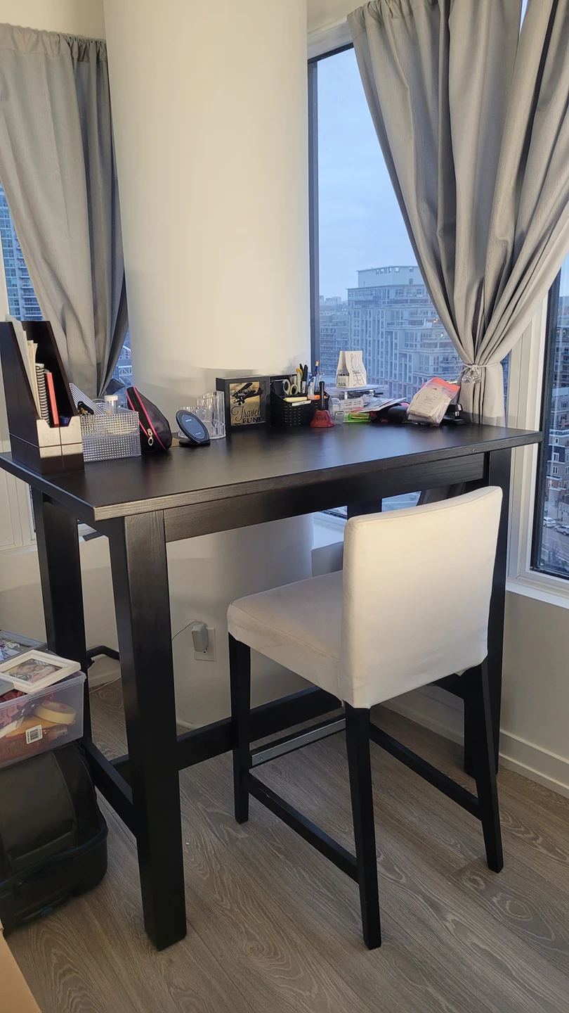 Desk and a chair 💝 thumbnail