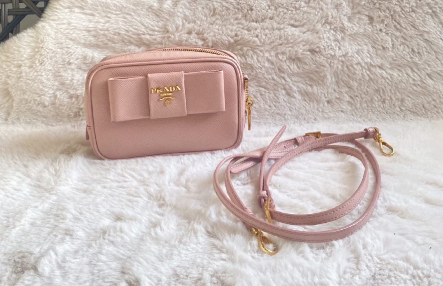 AUTHENTIC Prada bag thumbnail