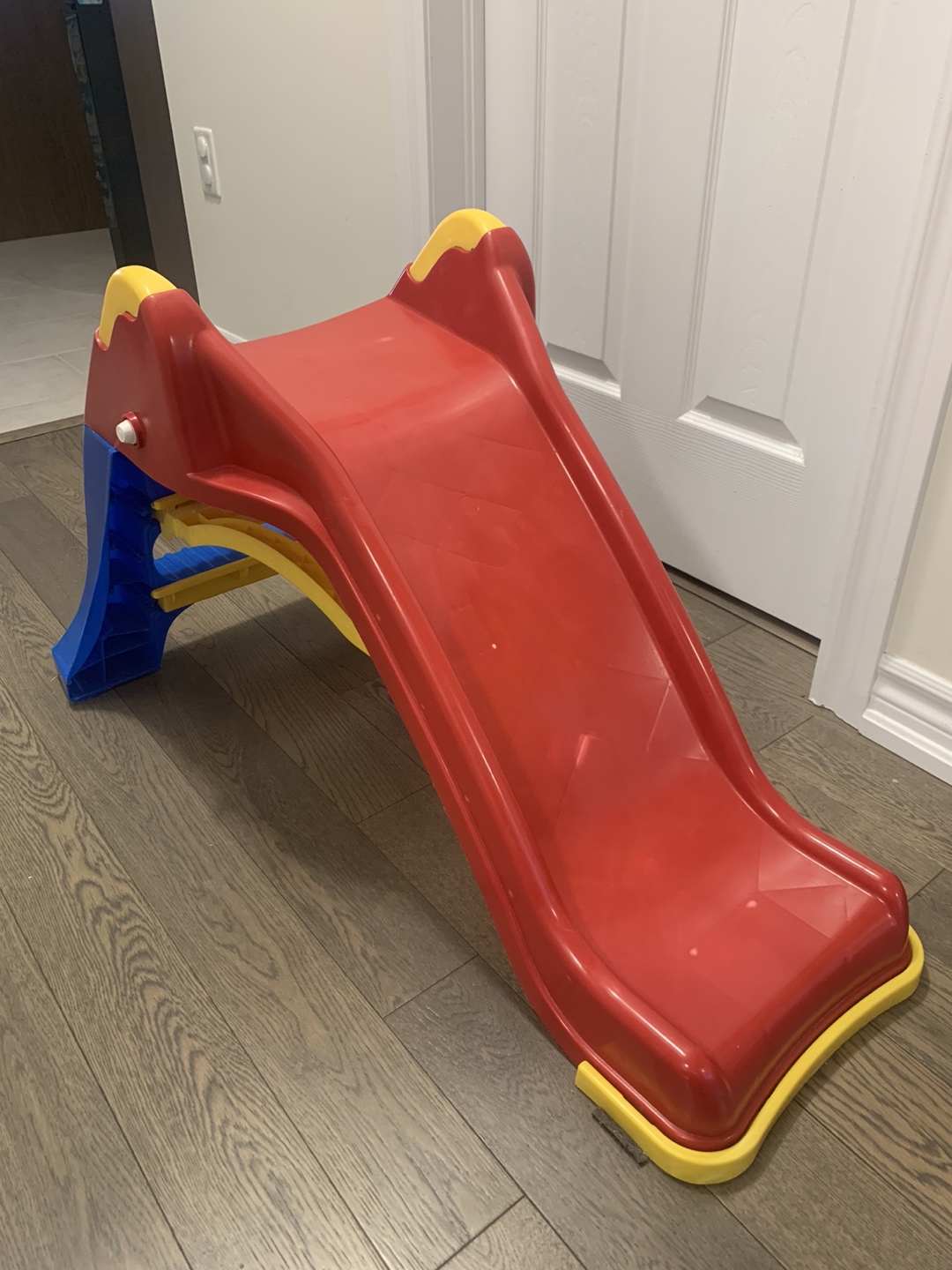 Toddler slide ⚽️ thumbnail