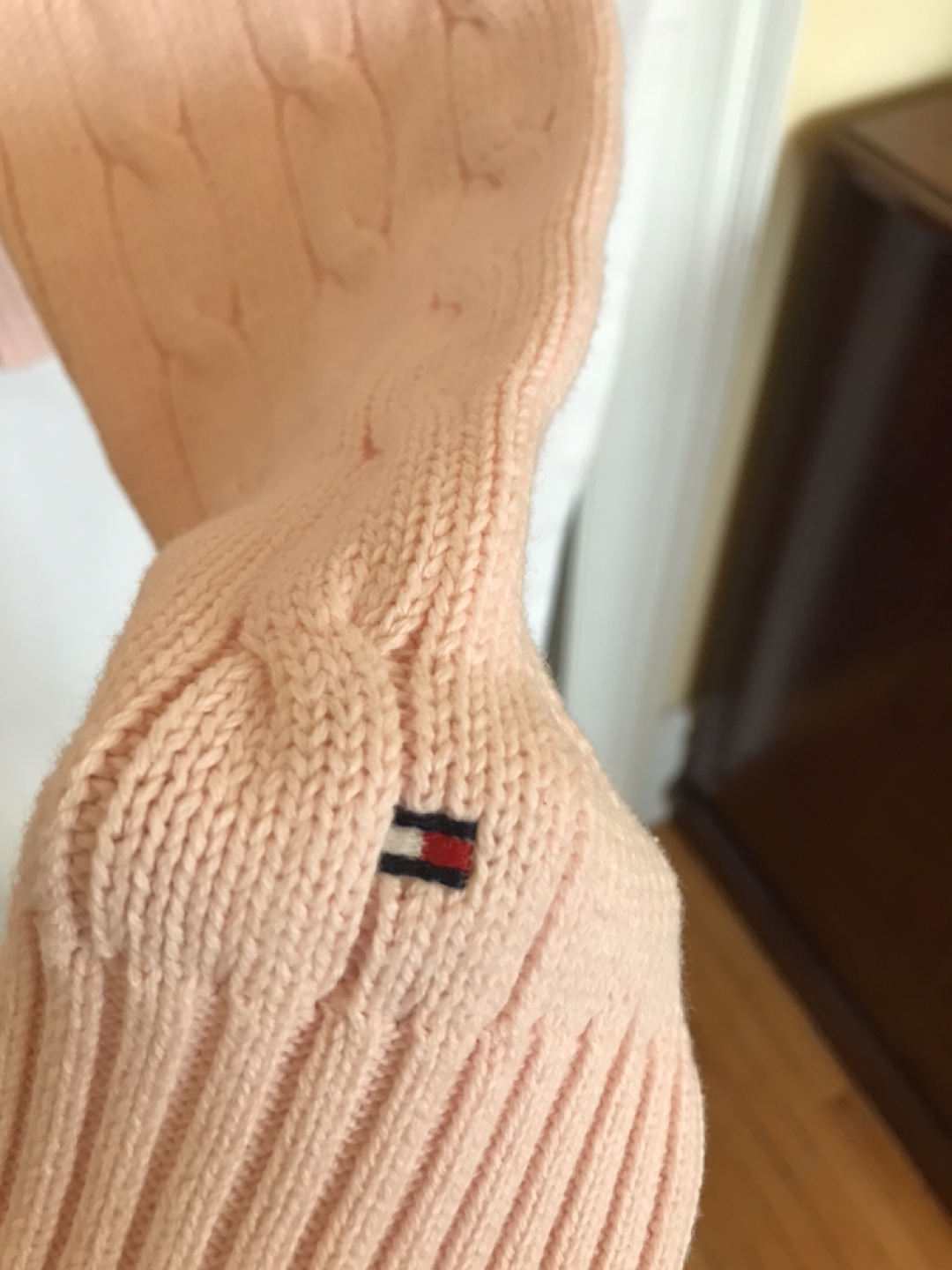 Tommy Hilfiger Pink Sweater - M image indicator(4)