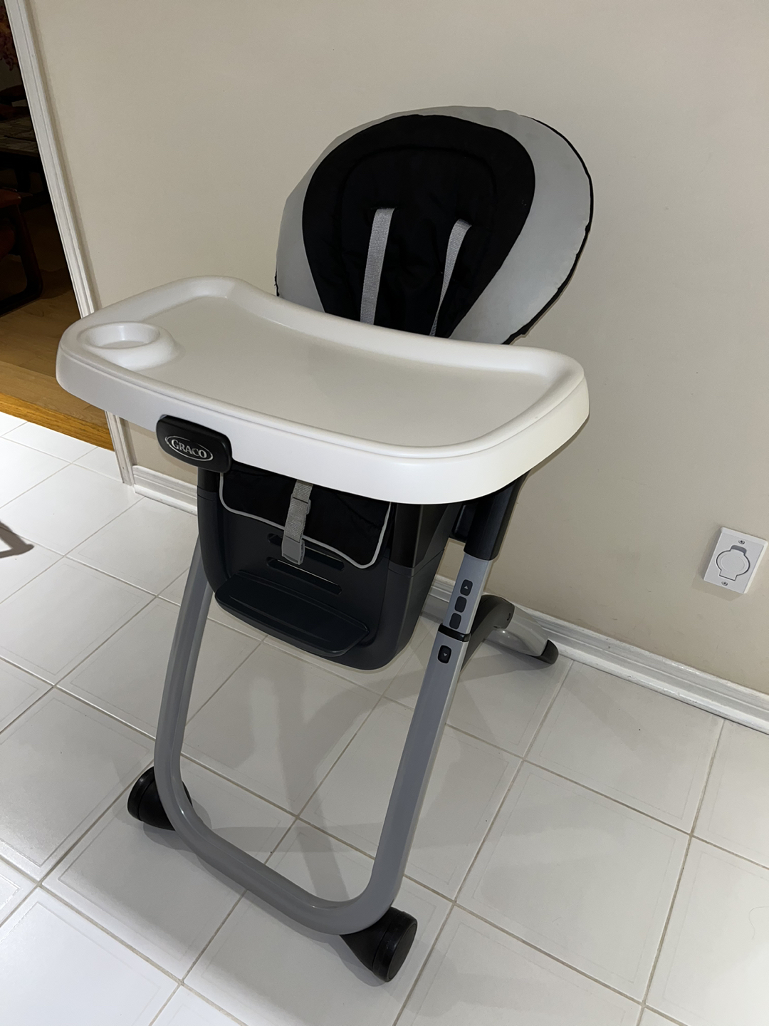 Graco Duodiner DLX 6-in-1 High Chair - photo 2