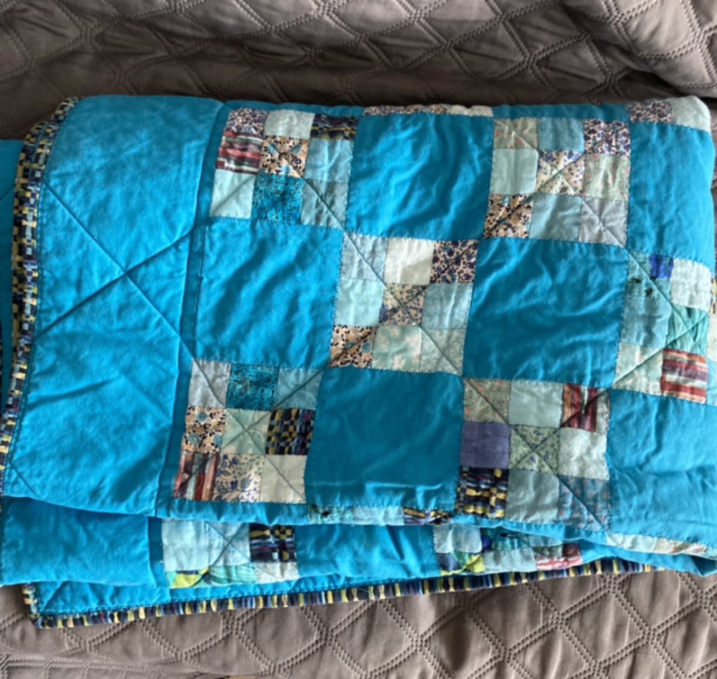 Toddler quilt blanket thumbnail