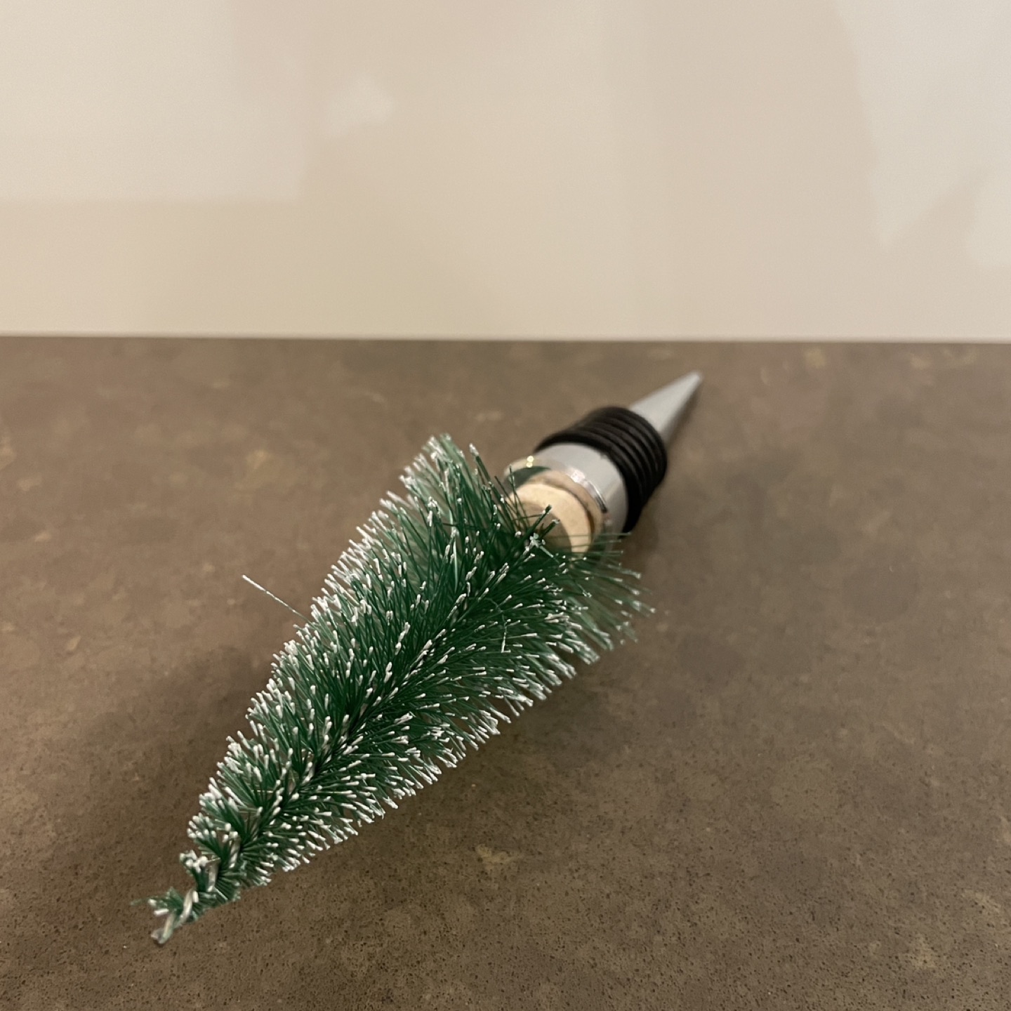 Wine bottle stopper image indicator(2)