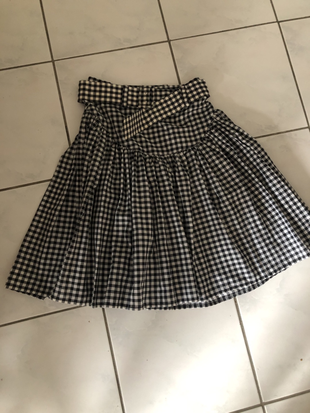 Le château skirt thumbnail