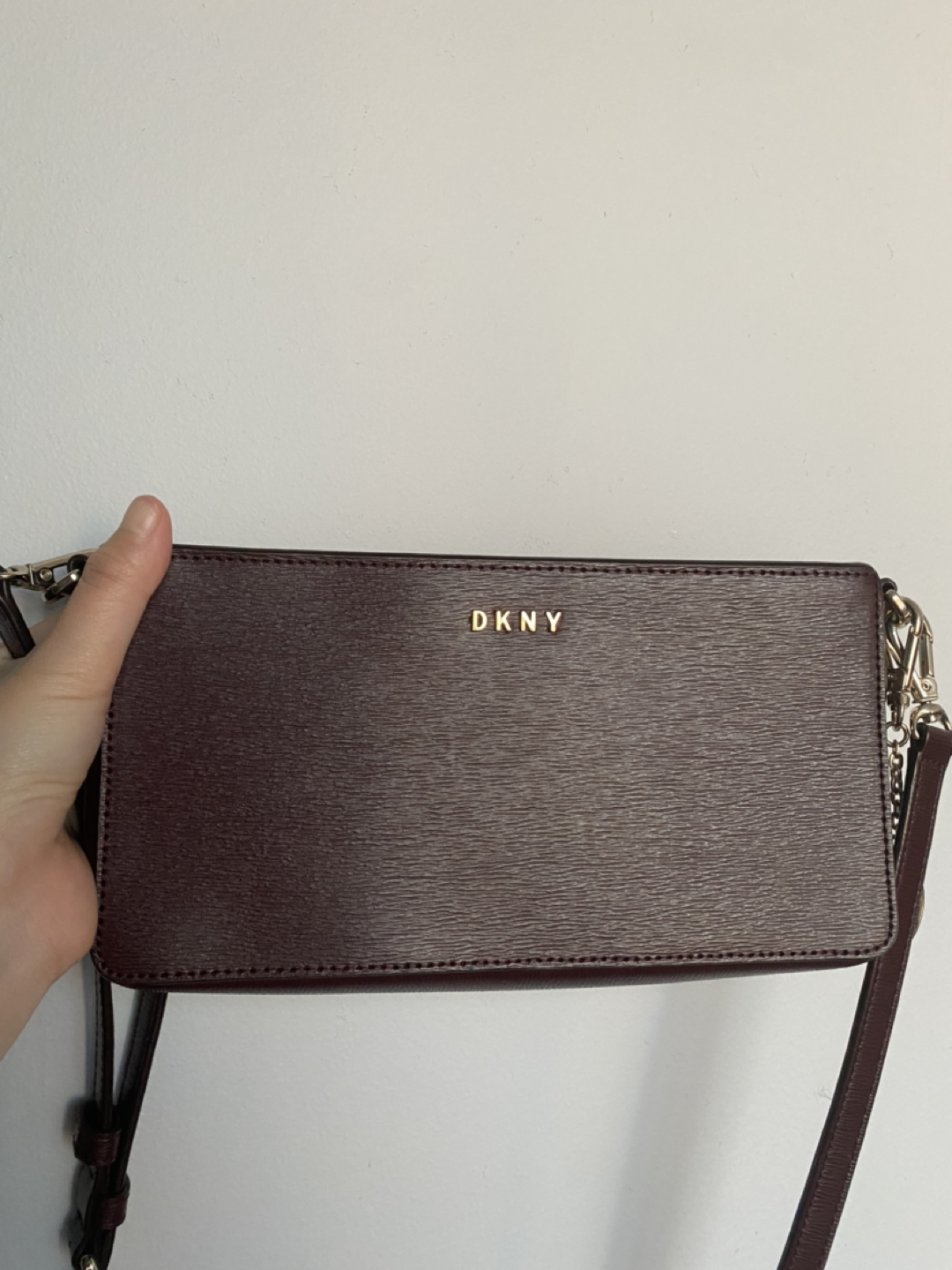 DKNY Burgundy Shoulder Purse 👜 image indicator(3)