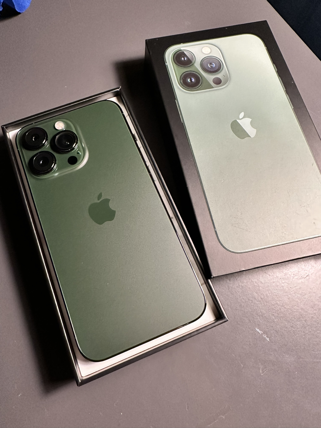 Apple iPhone 13 Pro Alpine Green - With Warranty