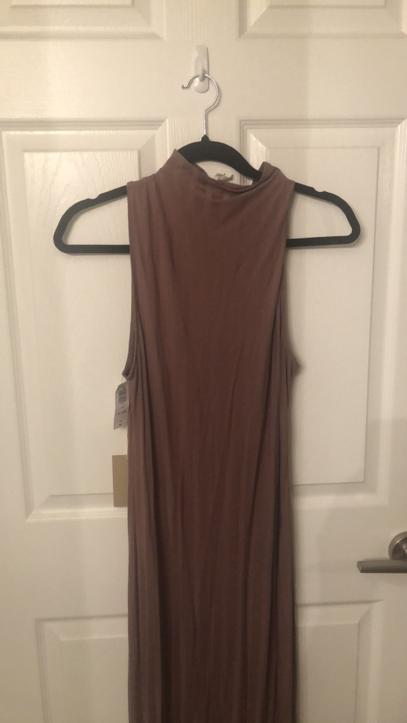 Aritzia ribbed dress (size l) for sale - photo 2