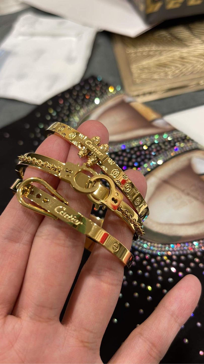 Women’s fashion accesories - photo 3