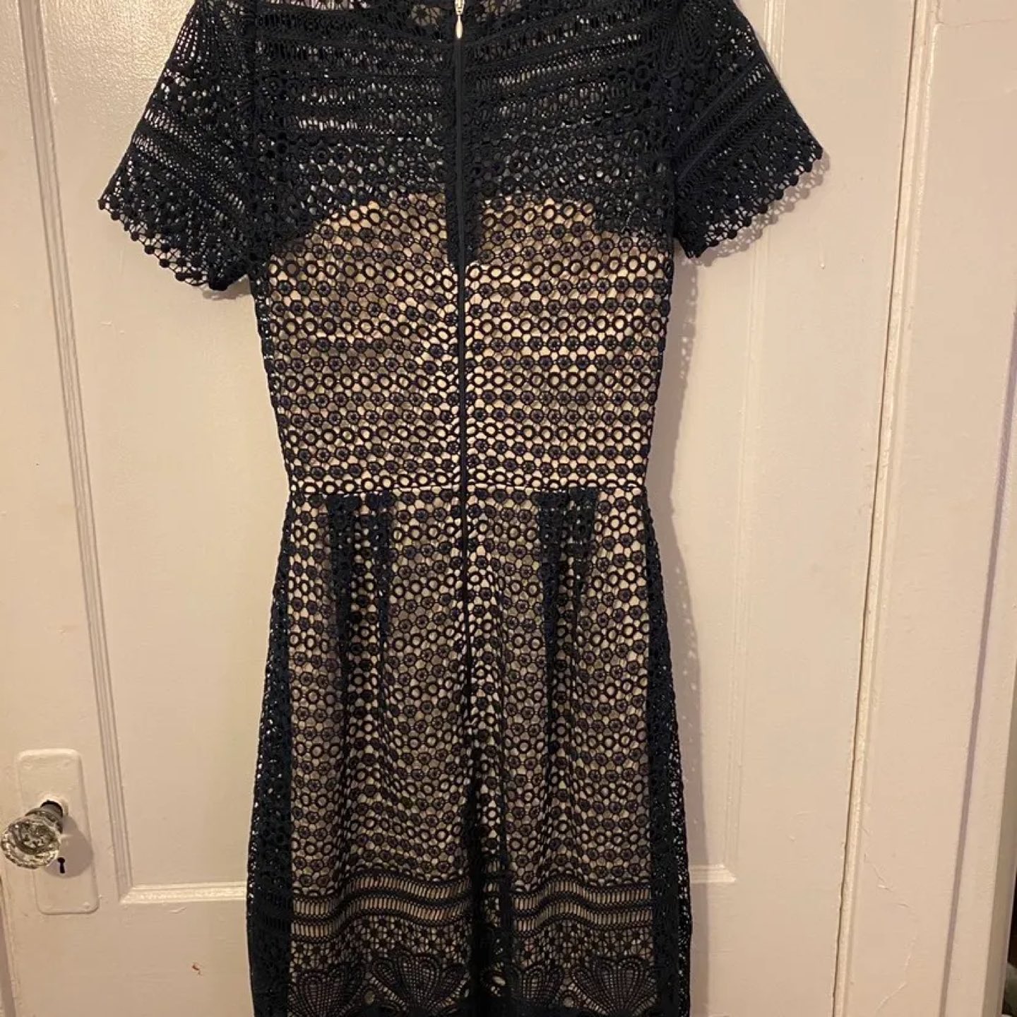 Paper Dolls Dress image indicator(2)