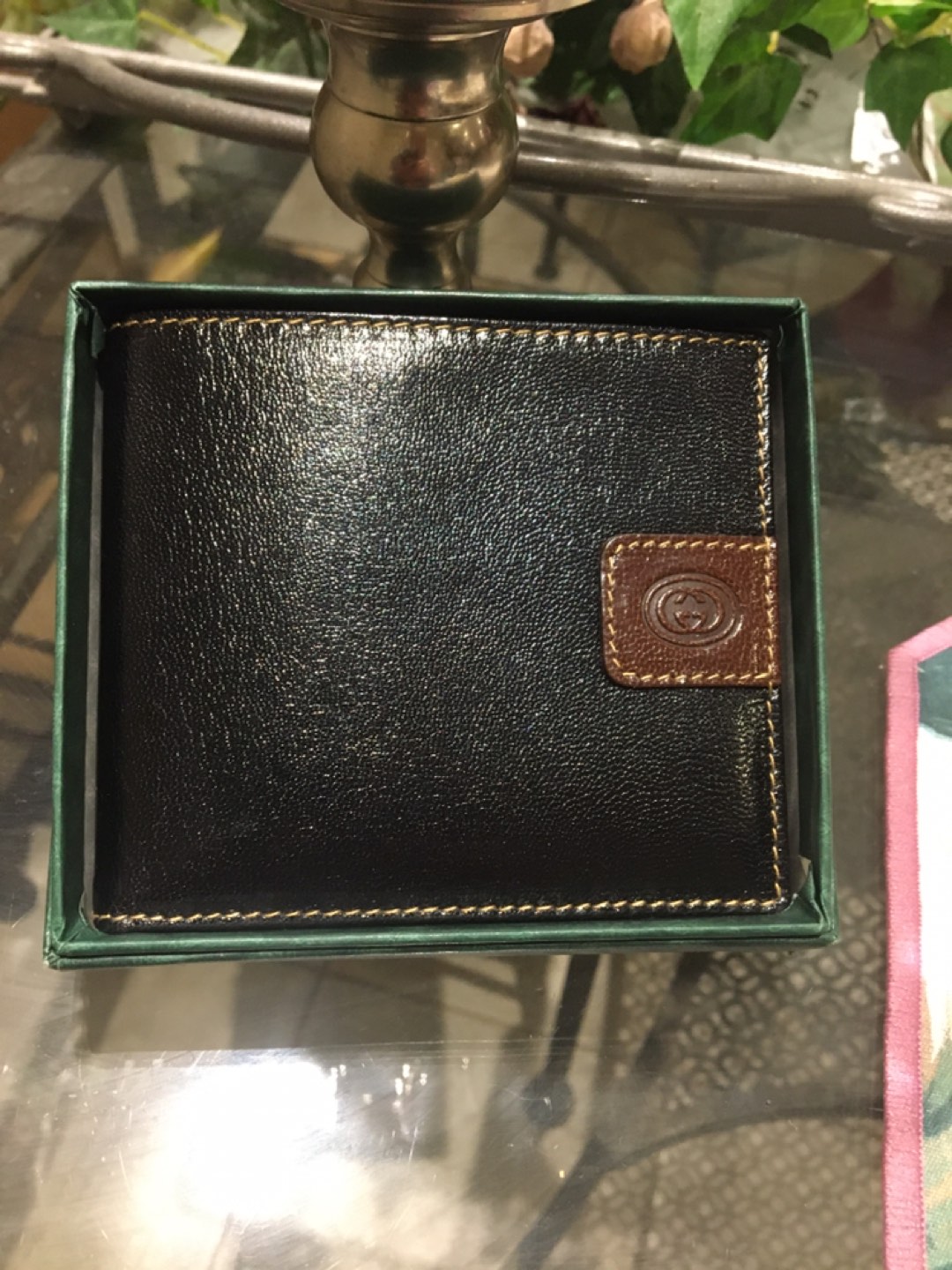 Authentic Gucci wallet image indicator(2)