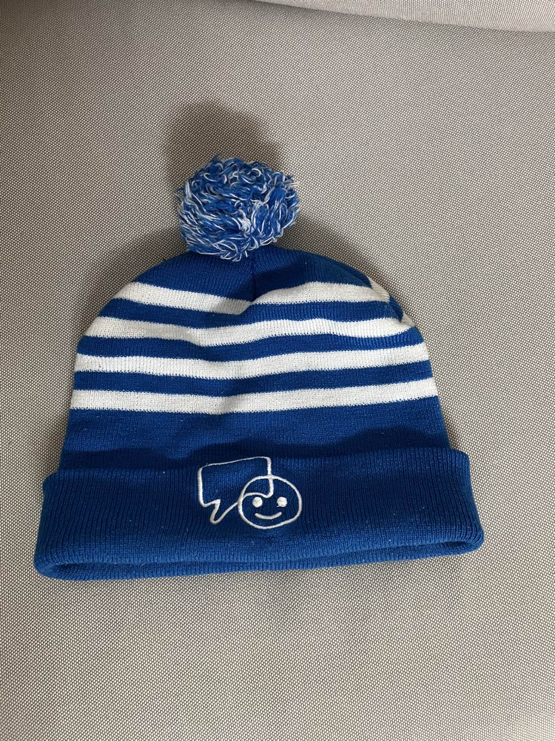 Blue cap thumbnail