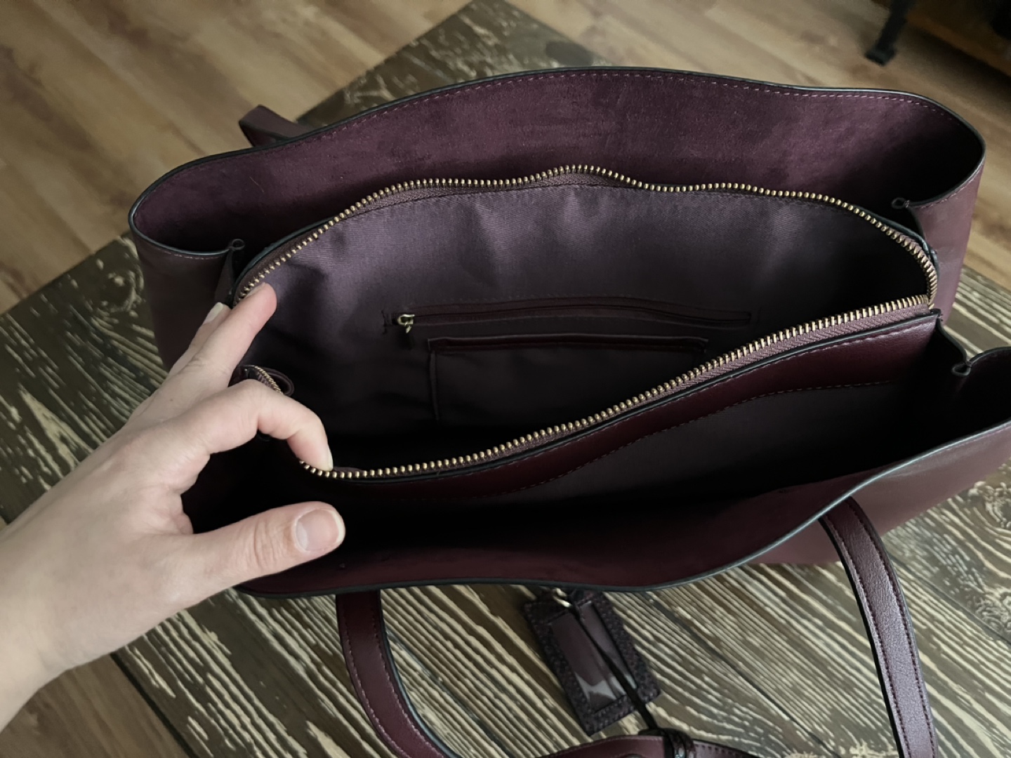 Aldo Shoulder Bag image indicator(2)