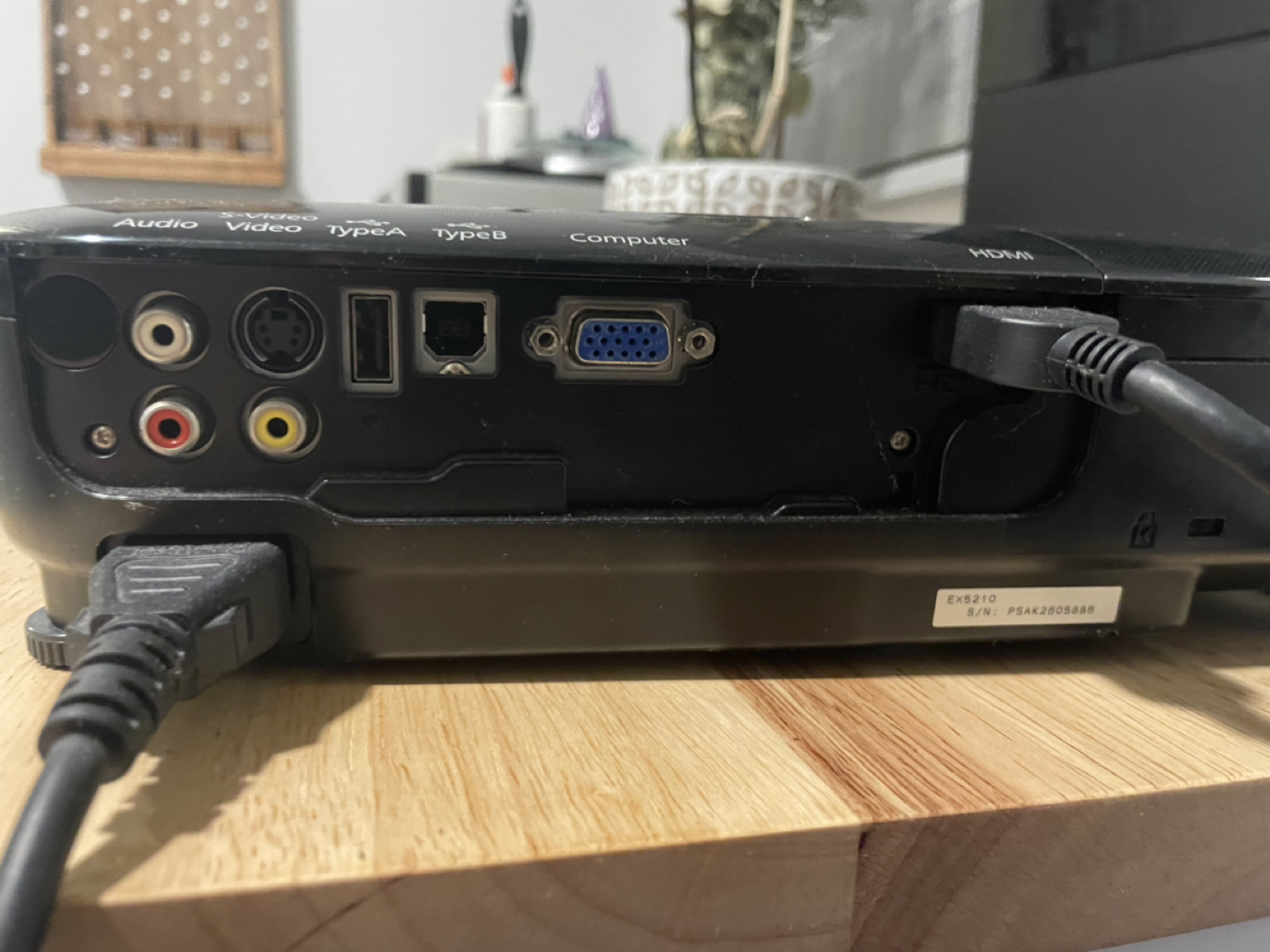 Epson ex5210 projector LCD 1080p HDMI - photo 4