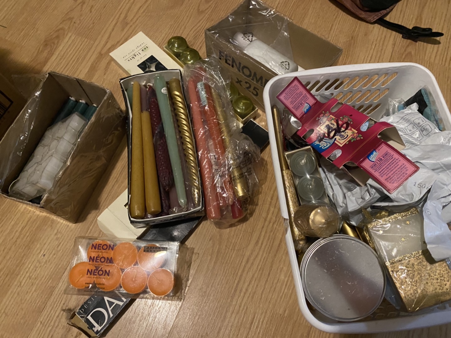 Assorted box of candles - photo 2