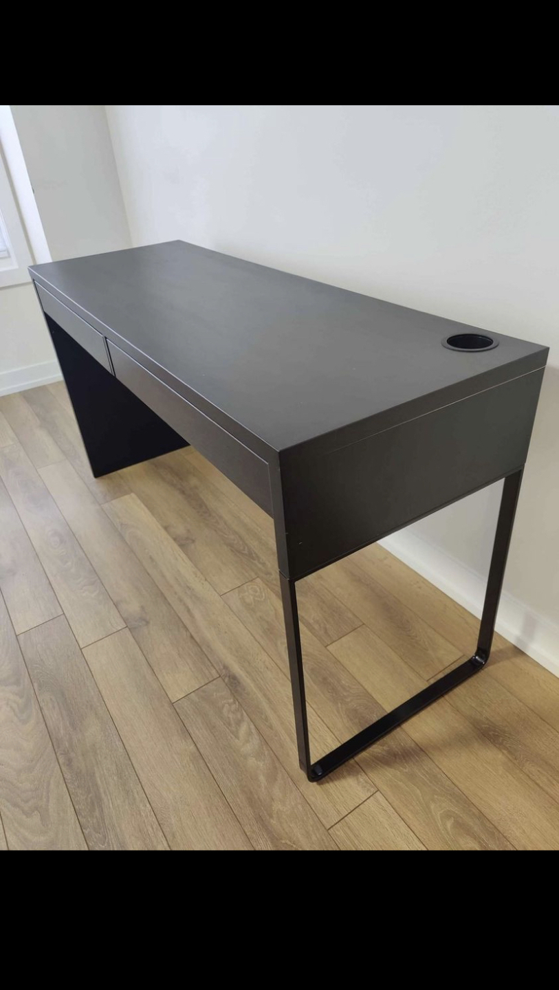 IKEA MICKE DESK thumbnail