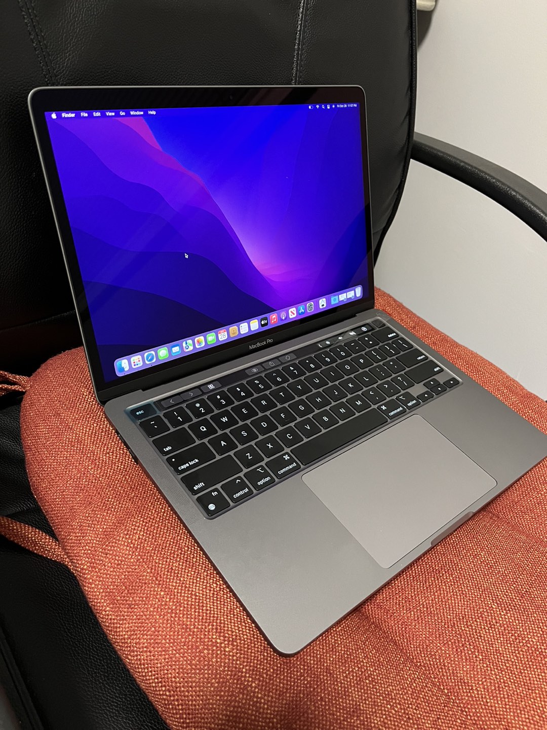 2022 Macbook Pro M2 latest version image indicator(5)