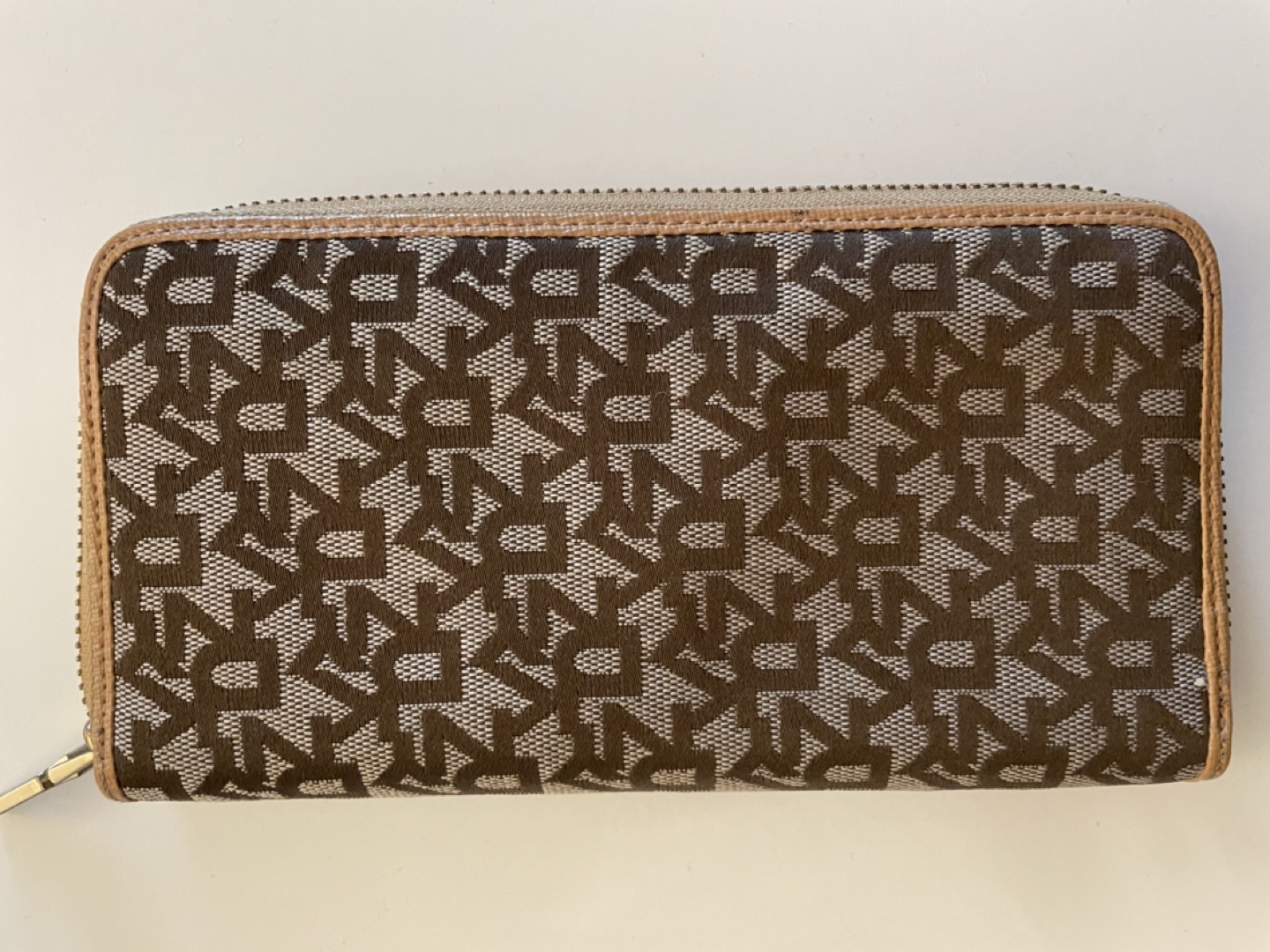 DKNY wallet - photo 4