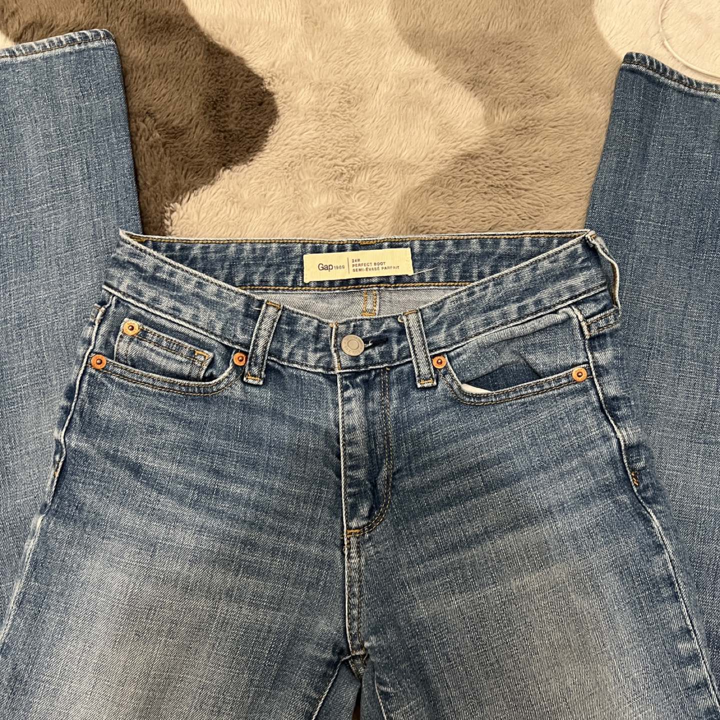 Gap 1969 Perfect Boot Jeans image indicator(3)