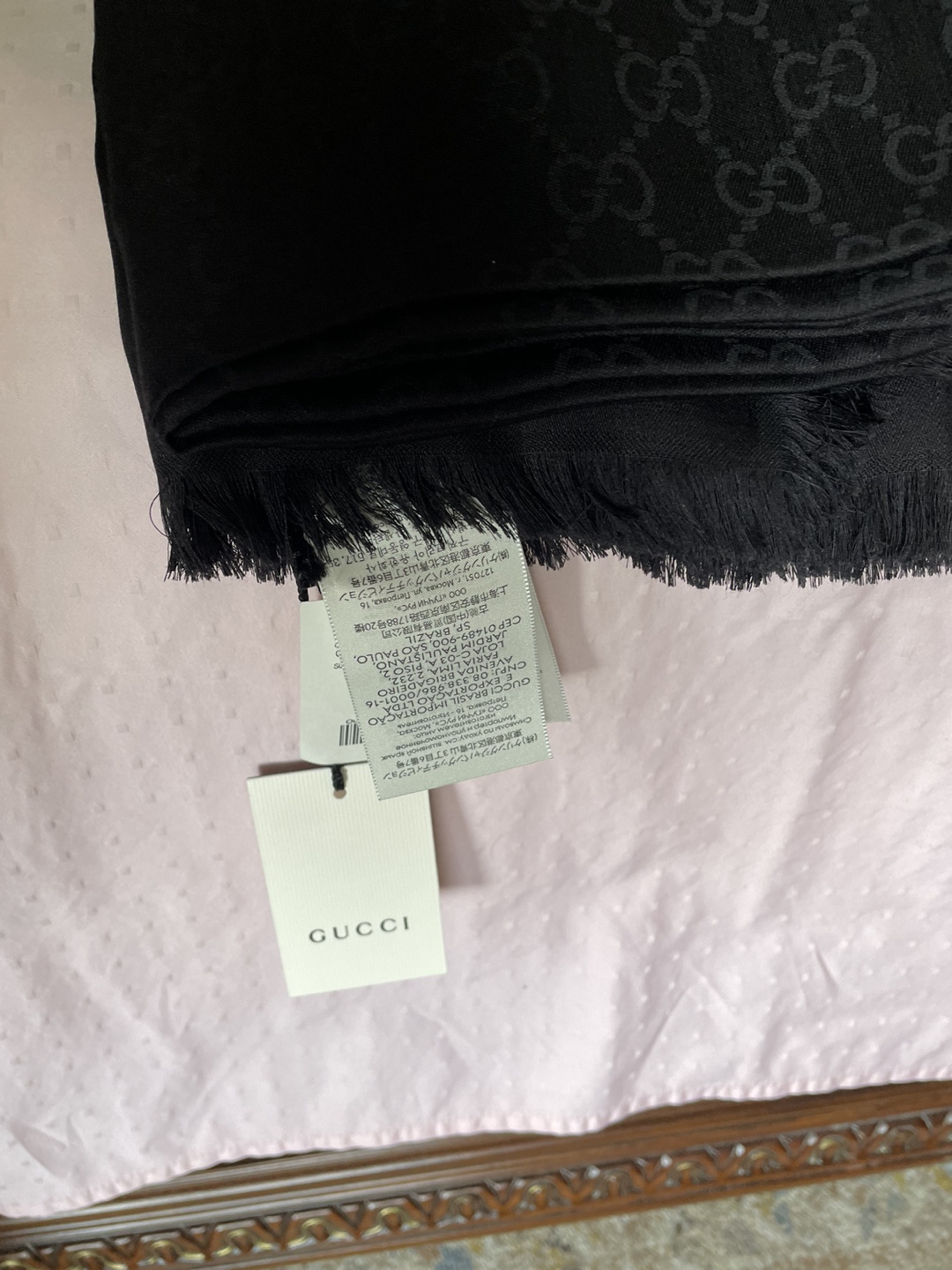 Gucci logo black scarf image indicator(2)