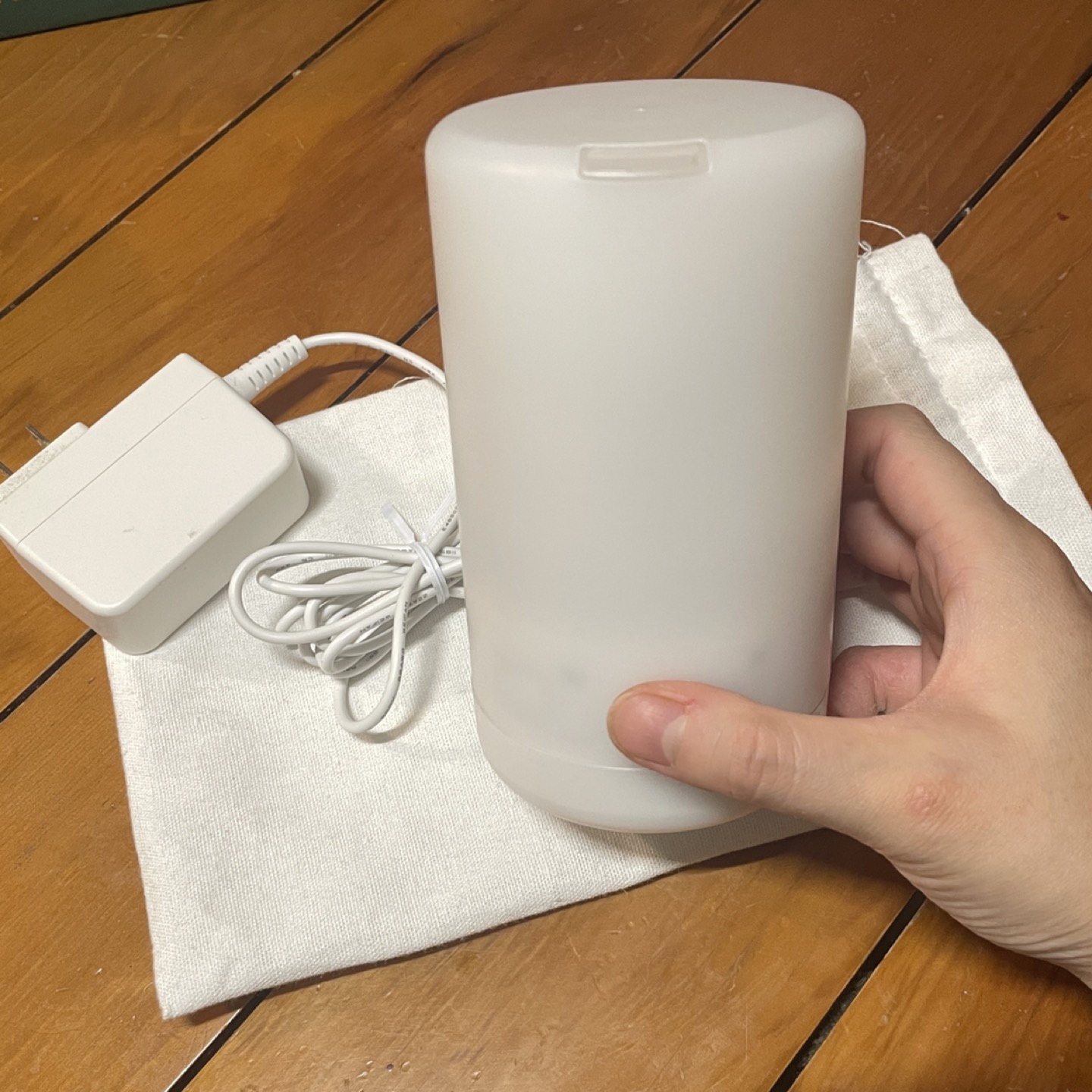 Muji Ultrasonic Aroma Diffuser thumbnail