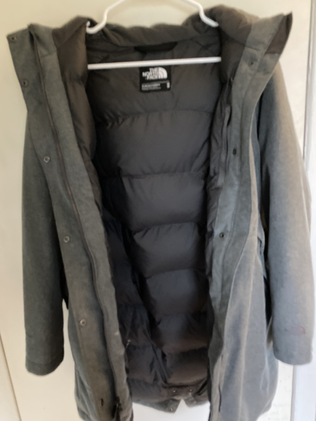 North Face parka (M) in excellent condition image indicator(3)