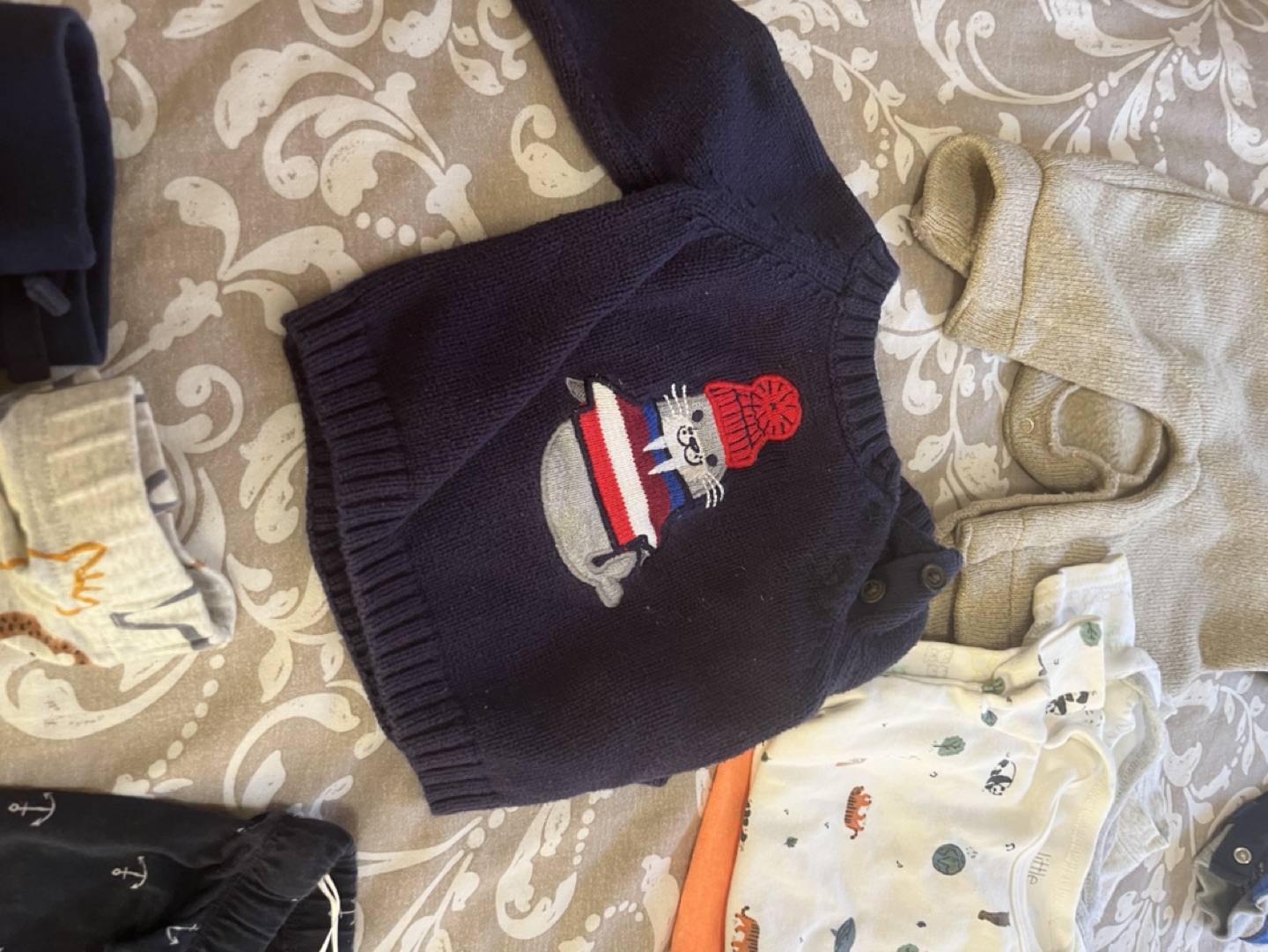 HUGE 0-6 month boys lot⚽️ - photo 3