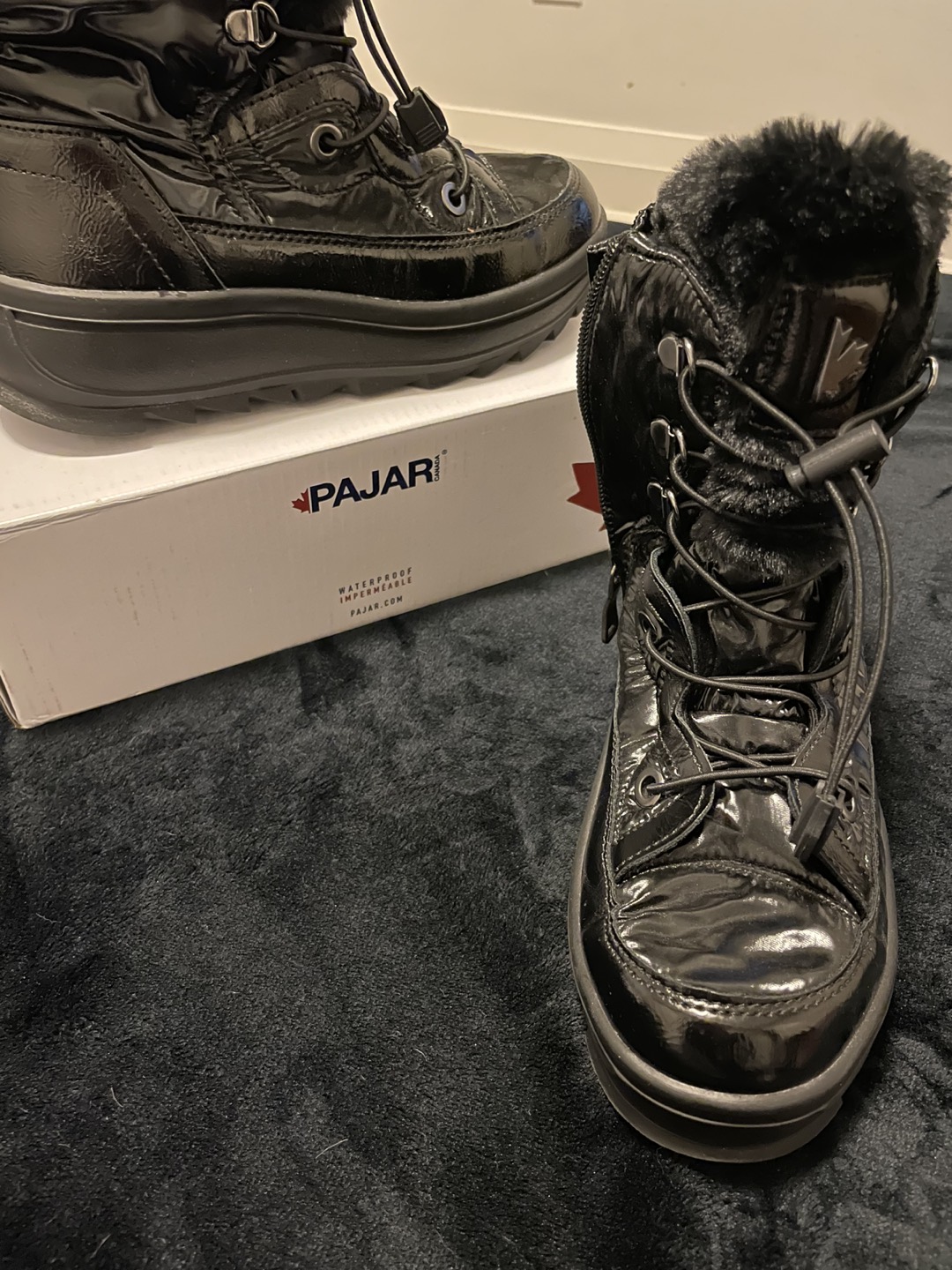 Pajar snow boots kids Like NEW image indicator(4)