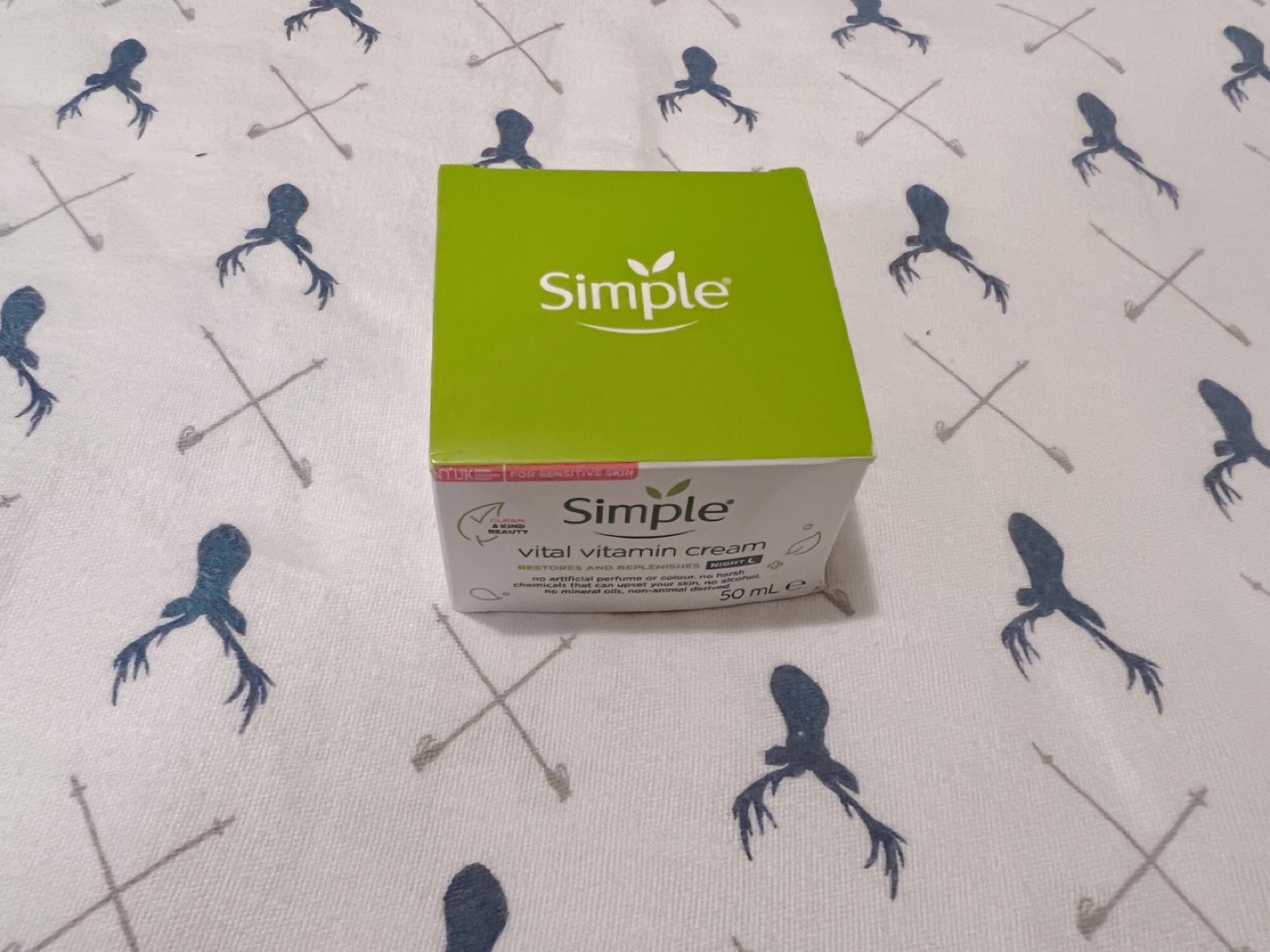 Simple Vitamin  Night Cream 50ml Brand New ⚽️ image indicator(2)