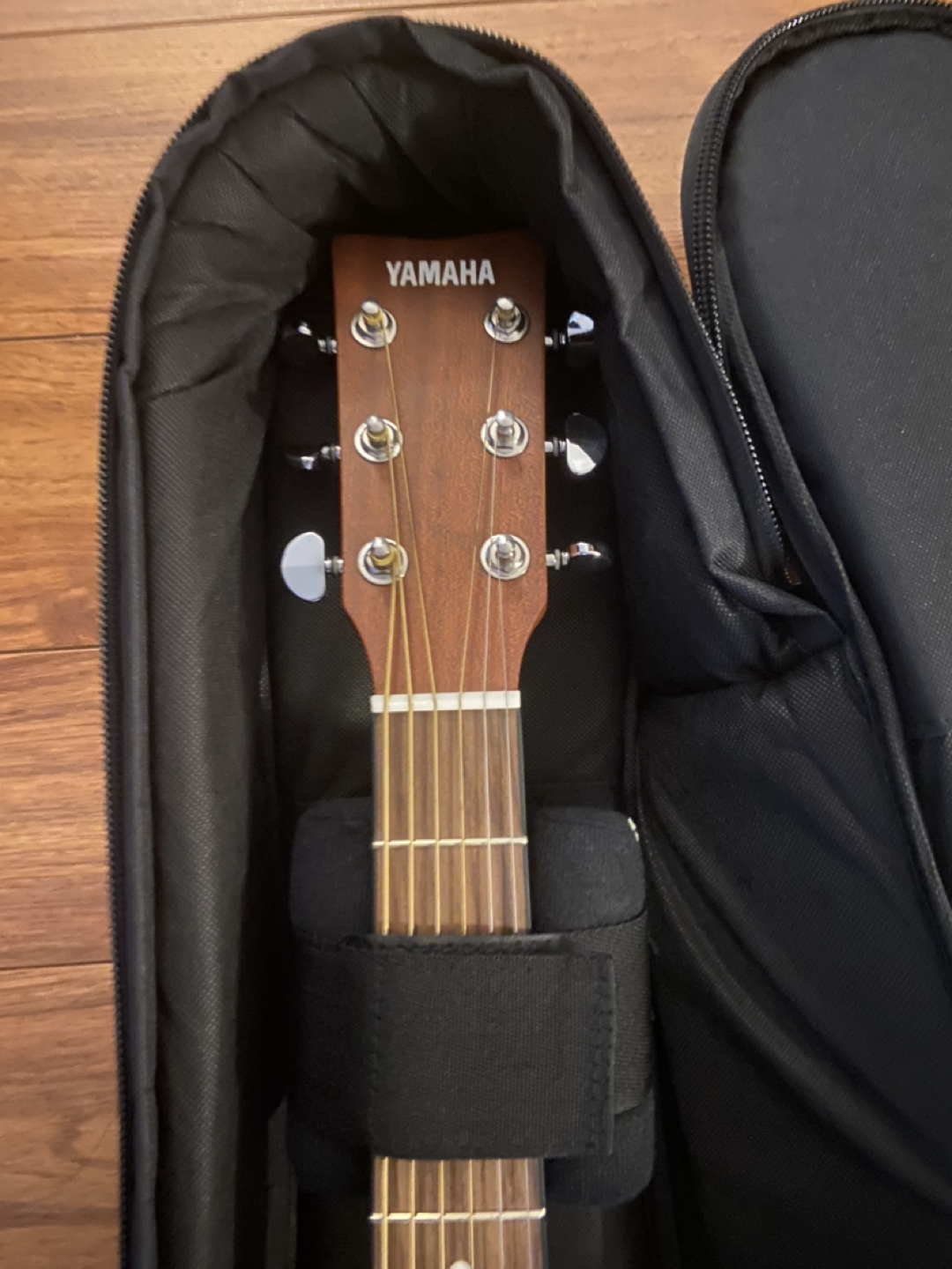 Guitar & Shoulder Carrying Case - NEW thumbnail