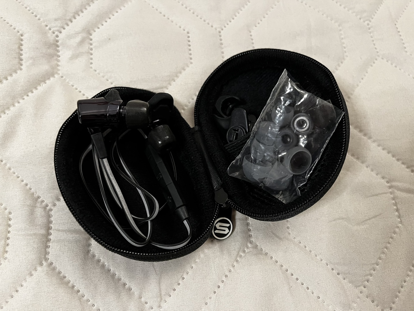 SOUL bluetooth earbud headphones #freecycle