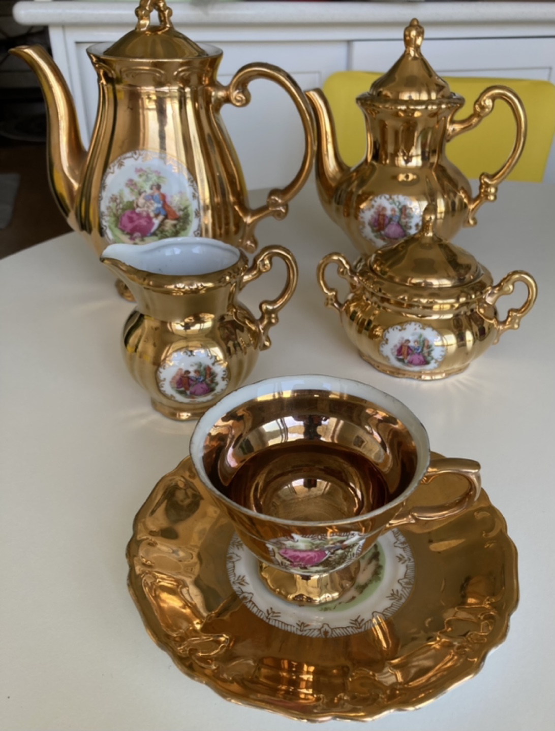 Valentine's Day gift❤️ Beautiful vintage gold plated serving set thumbnail