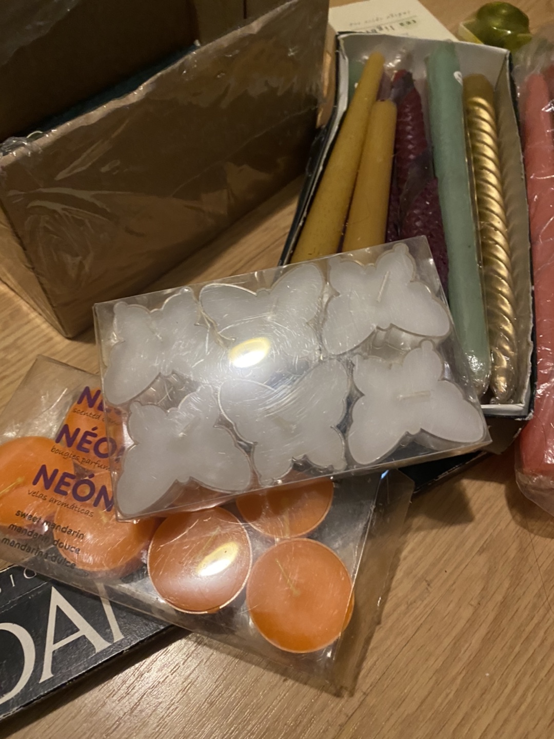 Assorted box of candles - photo 3