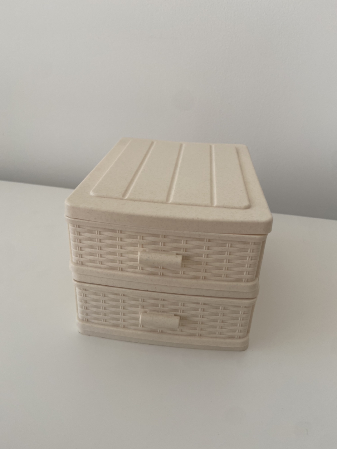 Mini organizer for jewelry or small items