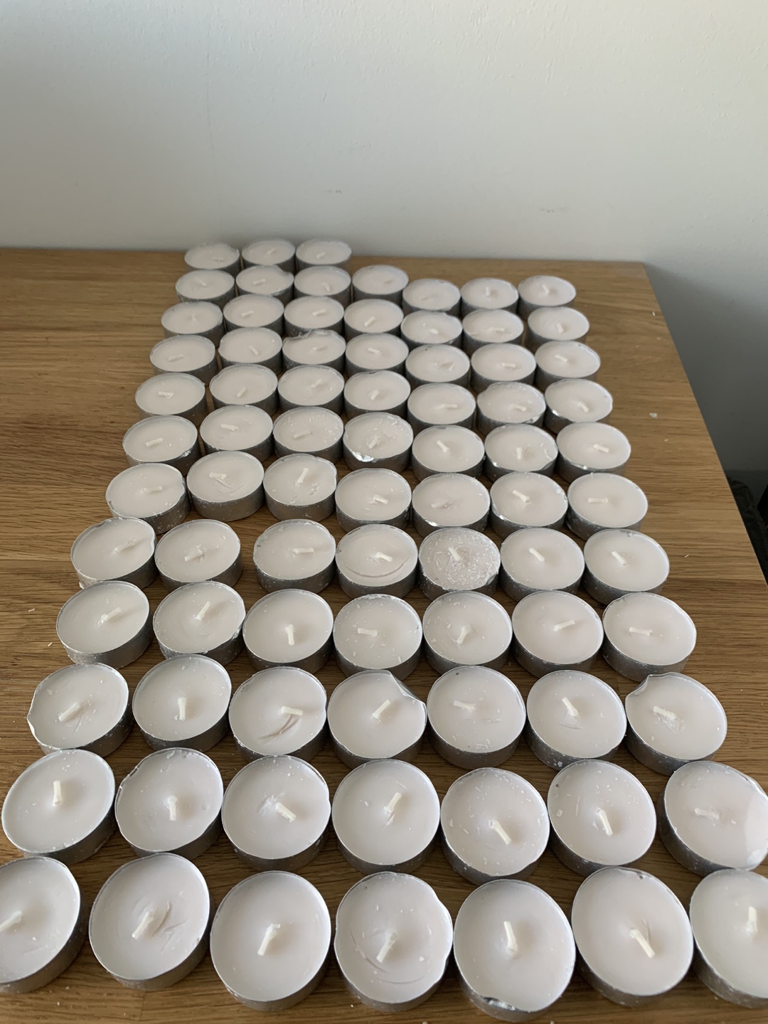 80 Tealight Candles