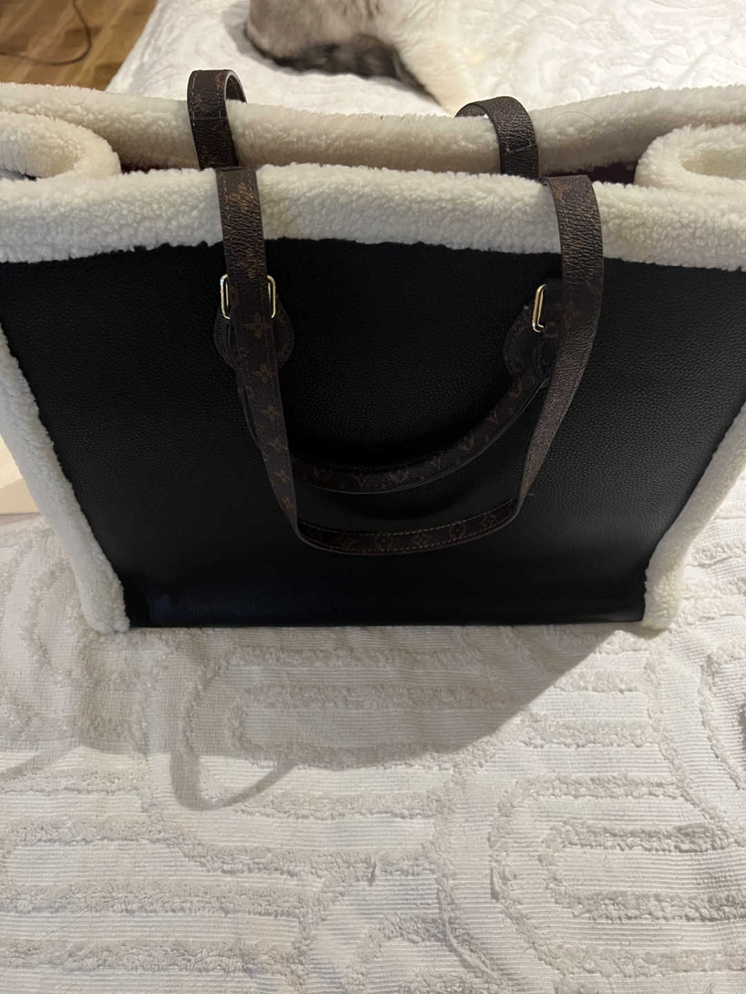 Shearling LV Collection - photo 3